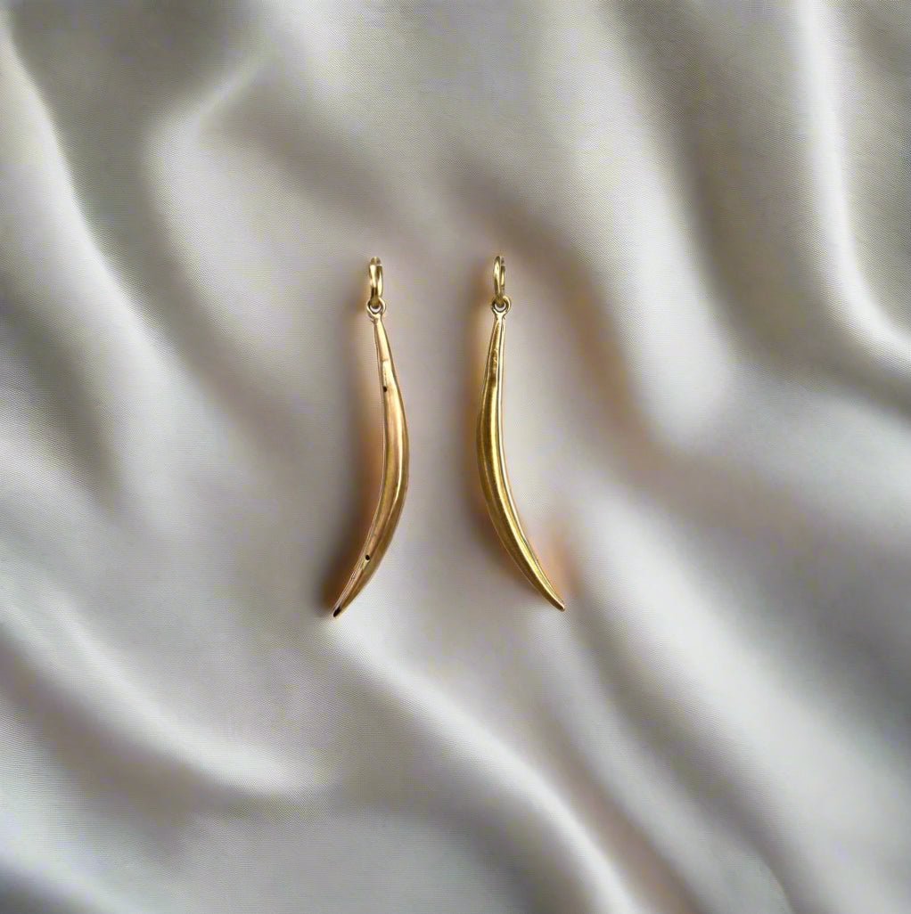 10k Gold Antique Crescent Moon Pendants - Petra Star