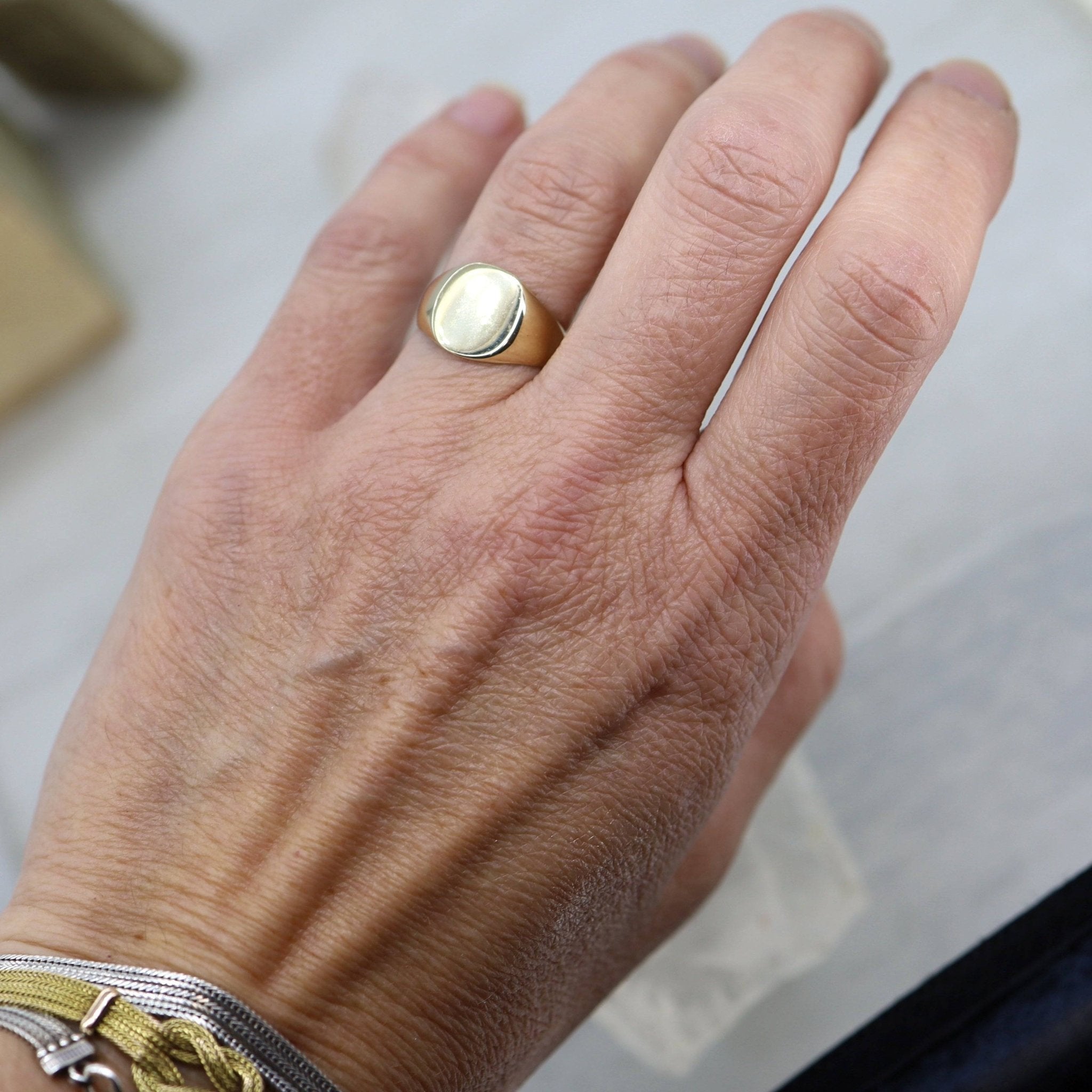 10k Gold Vintage Signet Ring - Petra Star
