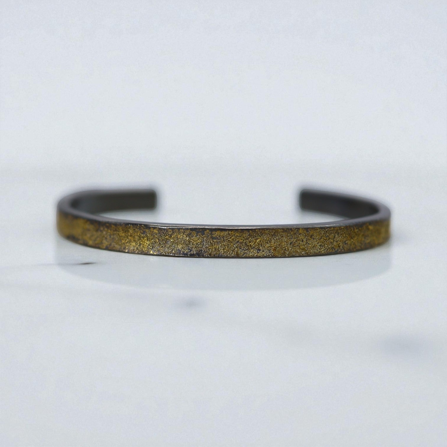 22k/18k Gold & Oxidized Silver-Dusted Narrow Cuff - Petra Star