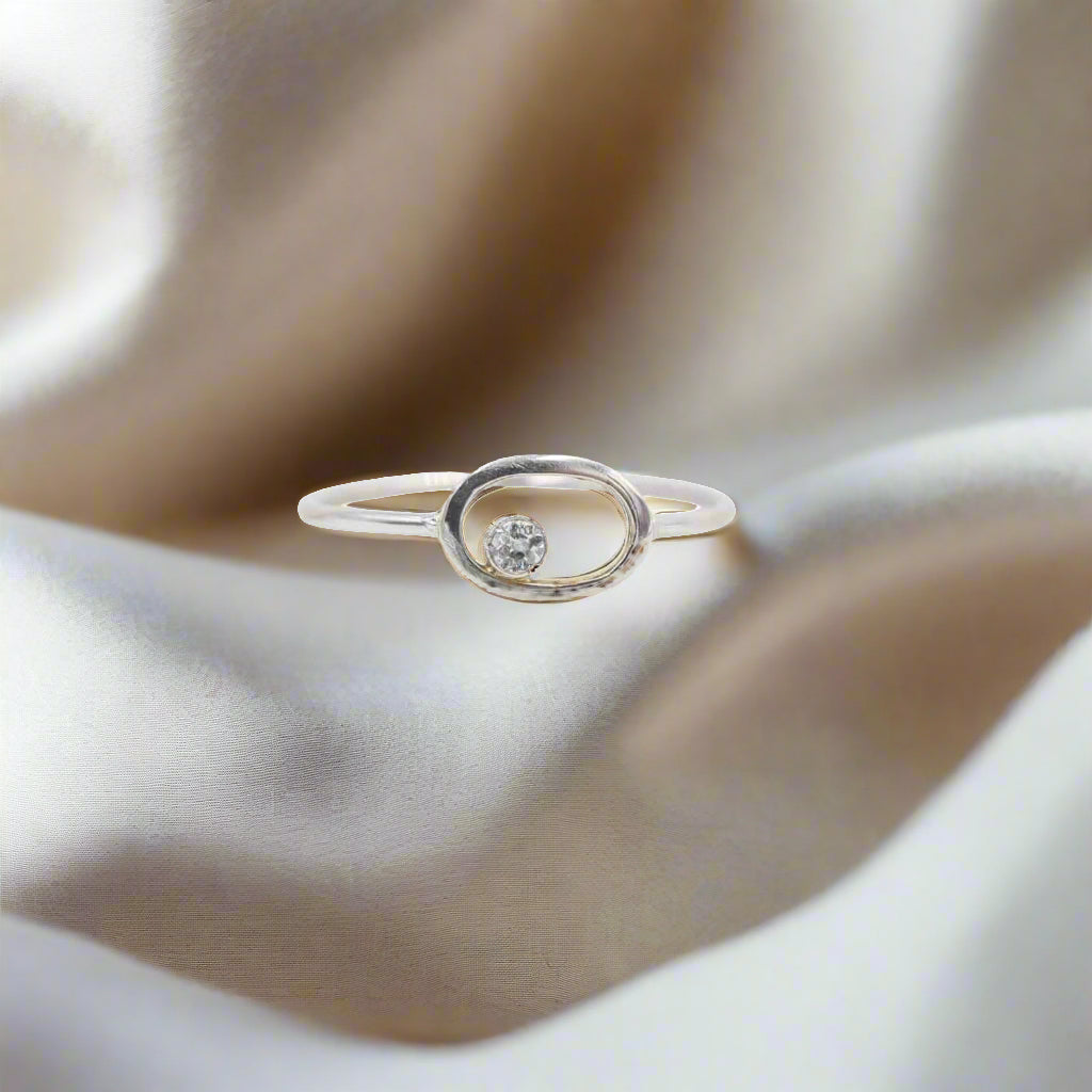 Art & Crafts Diamond Ring in Platinum / Platinum Diamond Ring - Petra Star