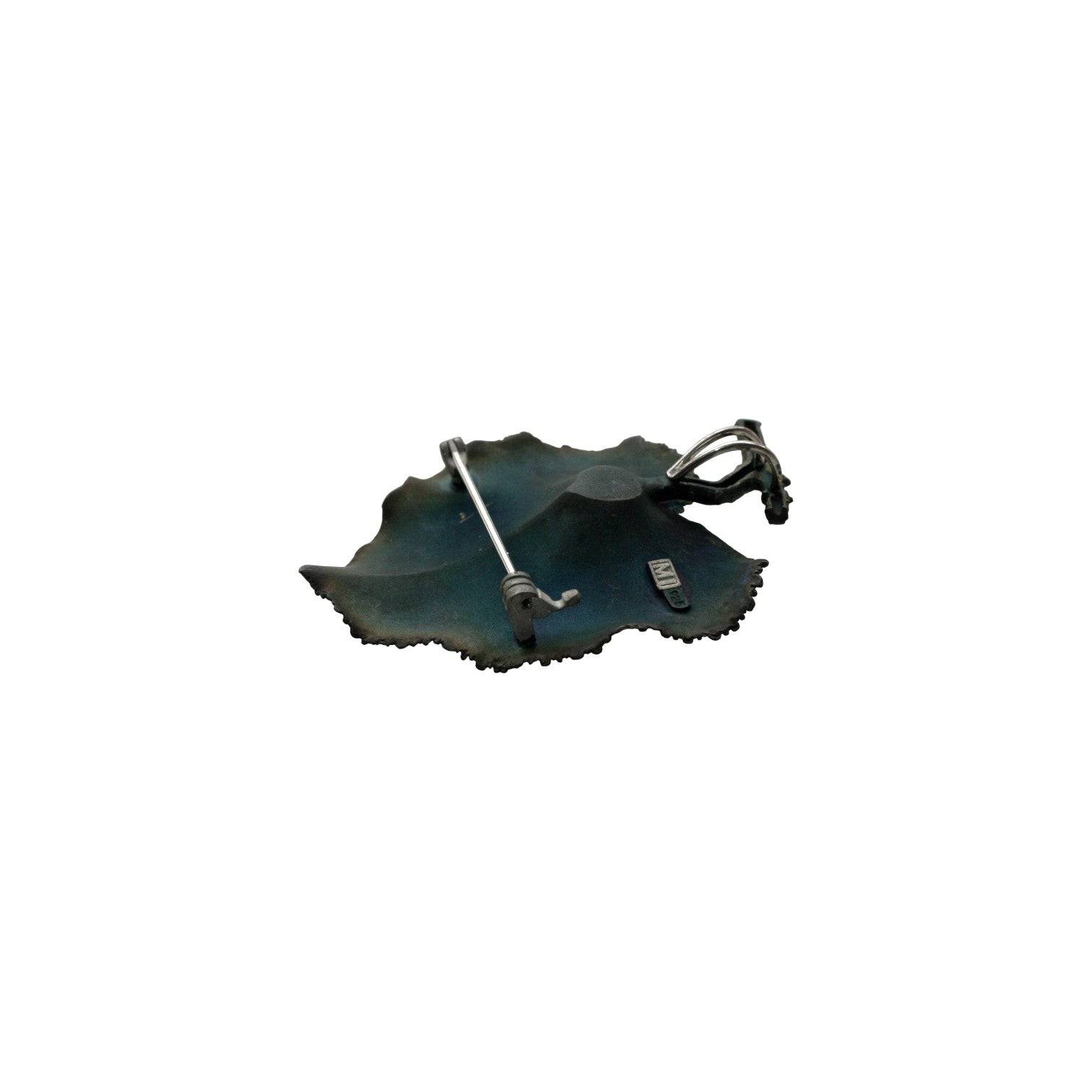 Handmade Tahitian pearl pendant in blackened silver with intricate design, crafted by PS.
