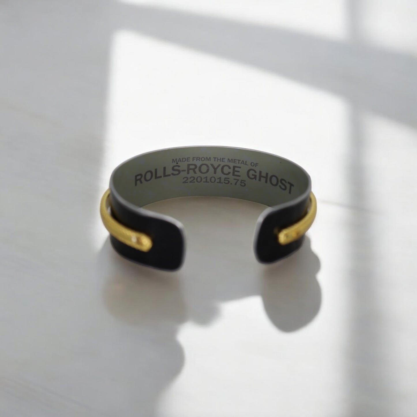 Rolls Royce Ghost Clover Cuff - Petra Star