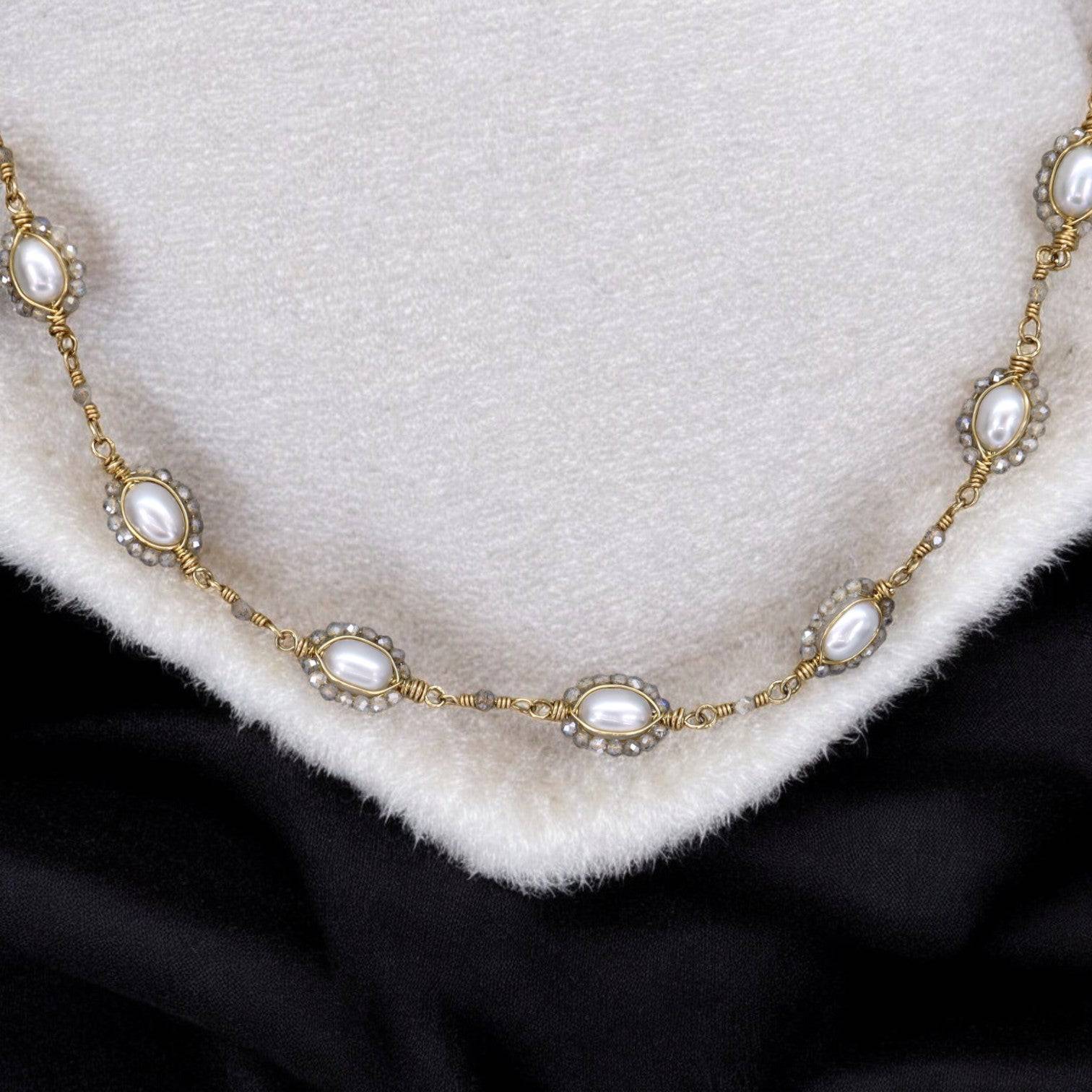 Pearl Chain Dazzle - Petra Star
