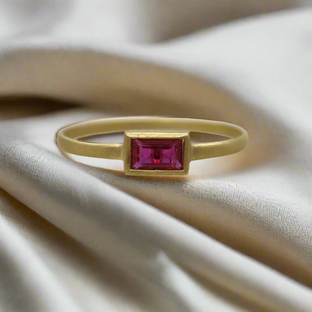 Petra Star Ruby Solitaire - Petra Star