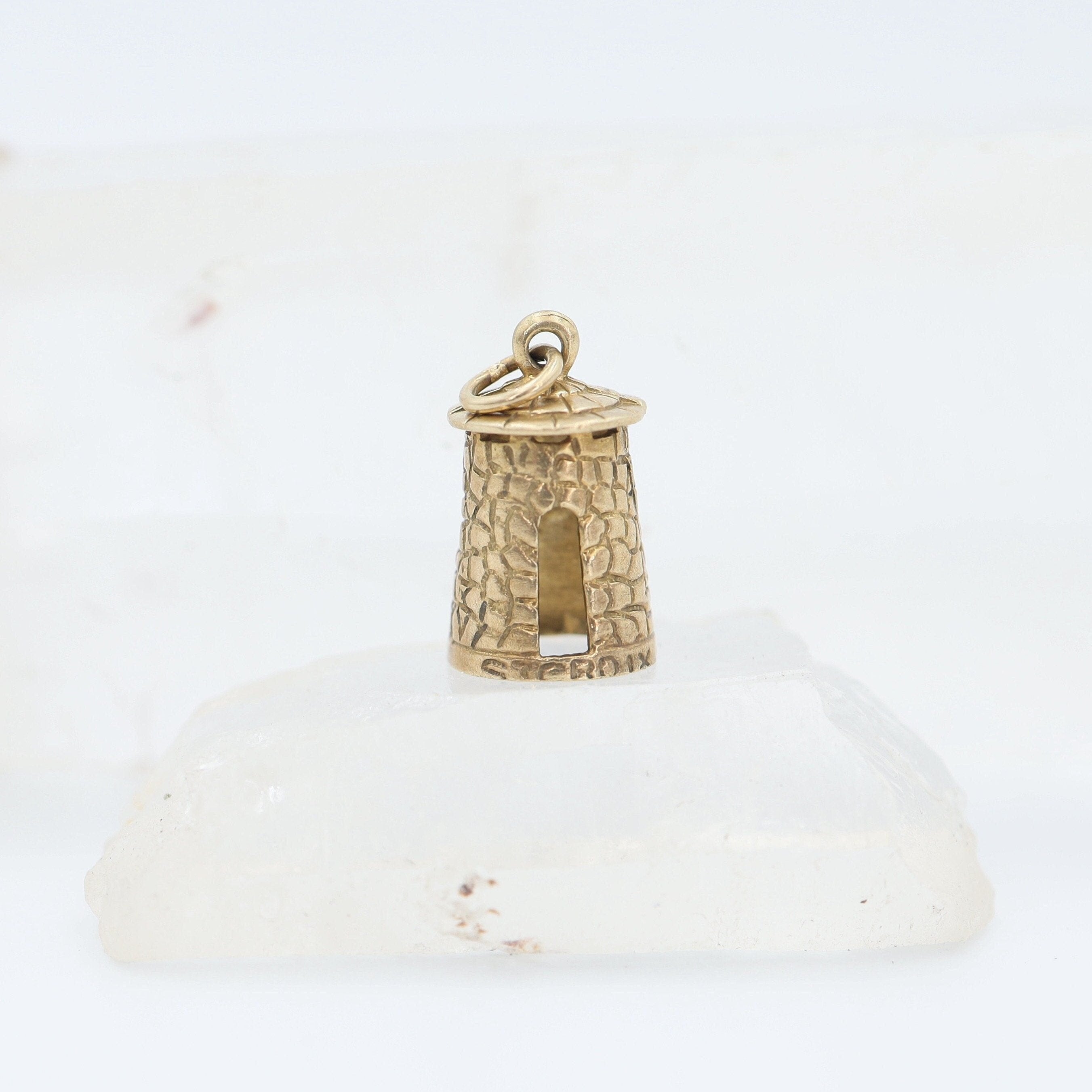vintage charm gold