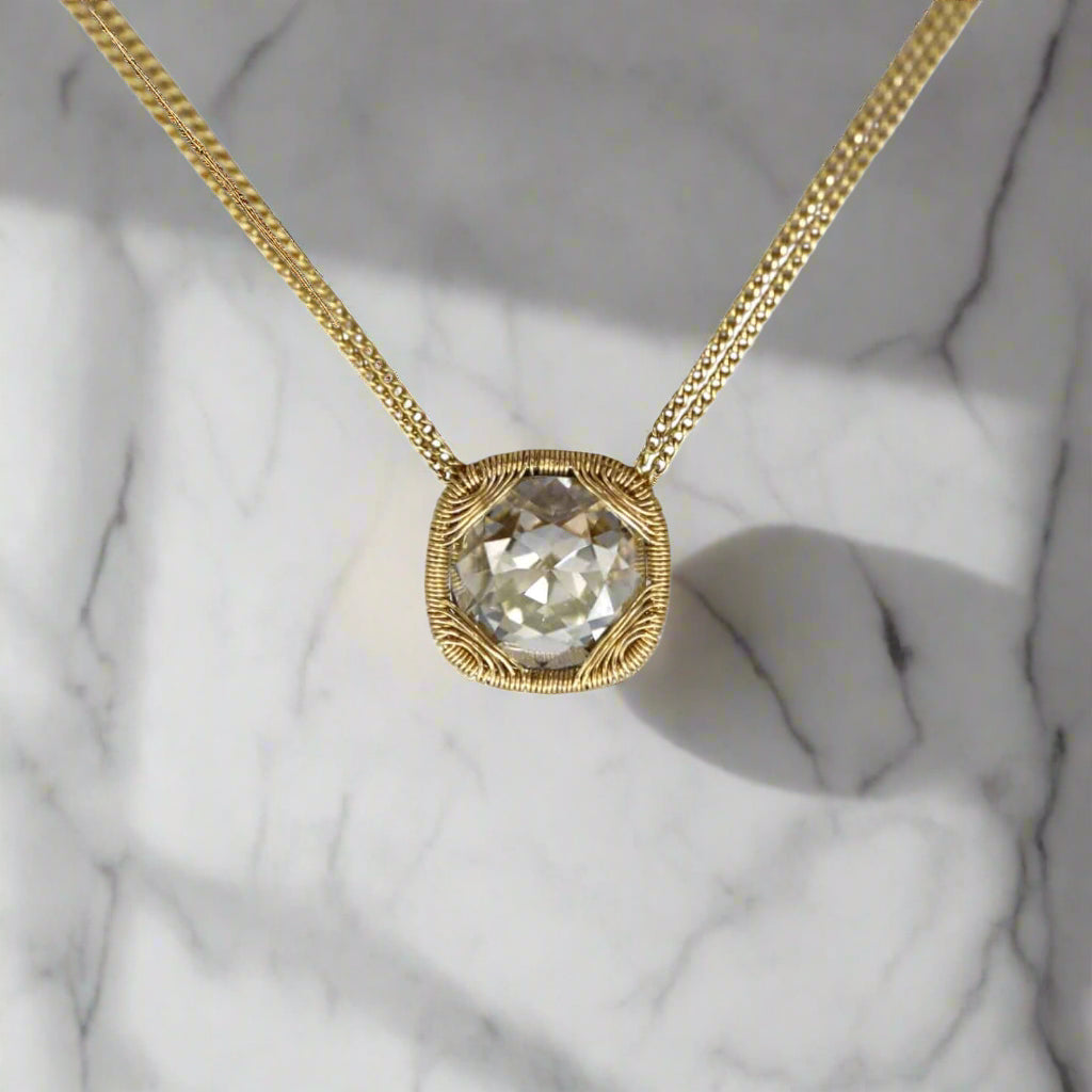 The Show Stopper Necklace - Petra Star