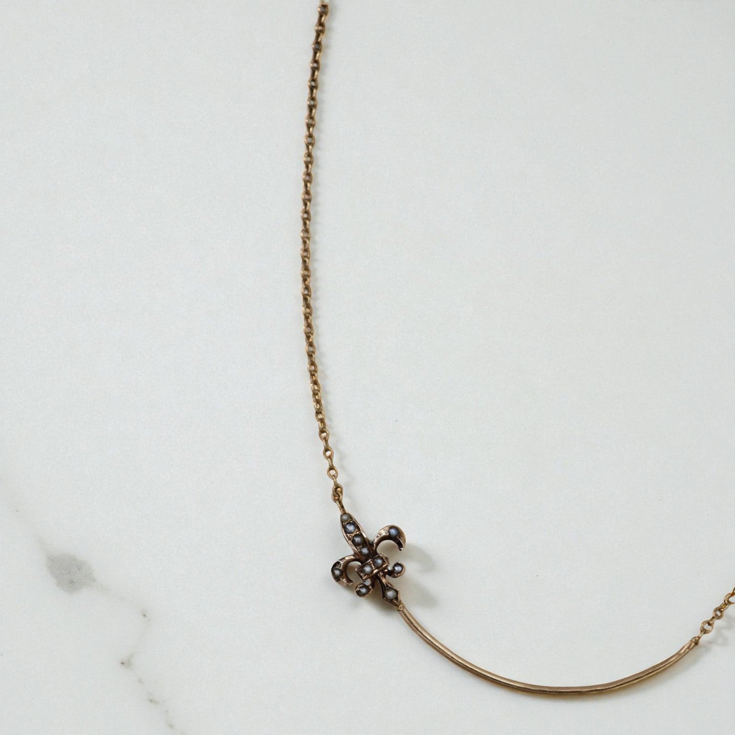 Victorian Fleur-de-Lys Charm Holder in 10k Gold - Petra Star