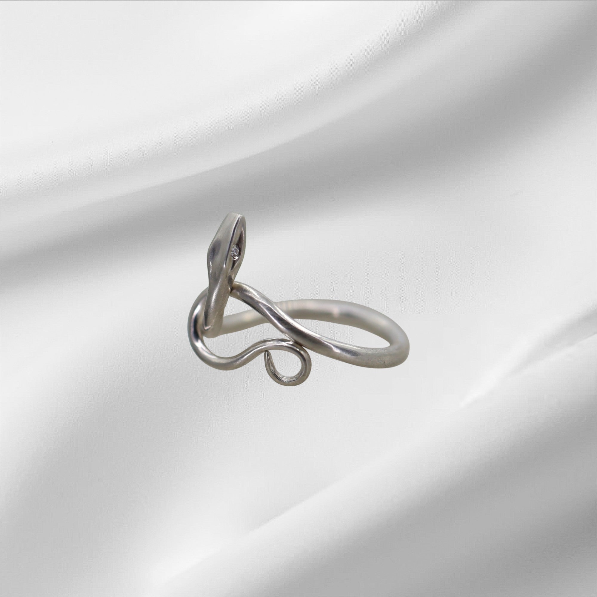 Annette Ferdinandsen Snake Ring – Silver w/ Diamond Eyes - Petra Star