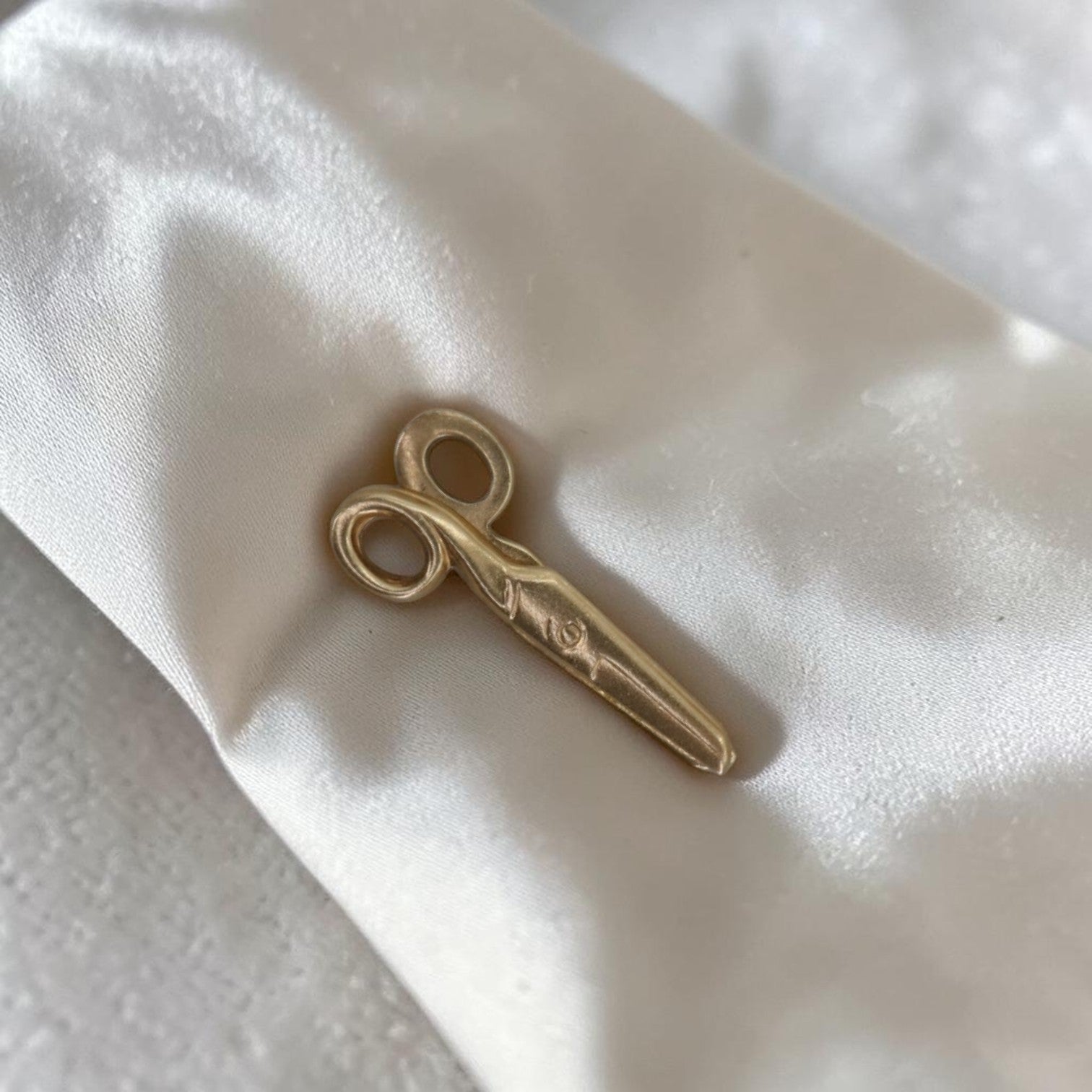 Antique Victorian 14K Yellow Gold Scissor Charm — JMF, Circa 1890s