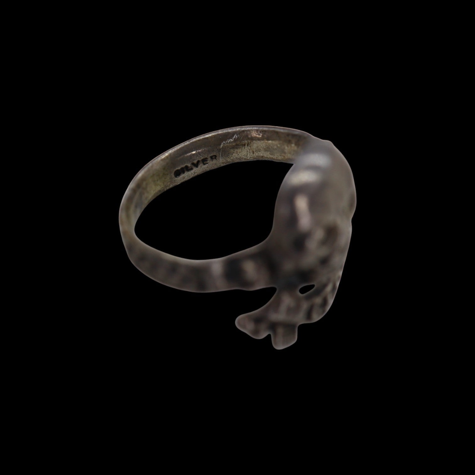 Antique Memento Mori Skull Ring - Petra Star