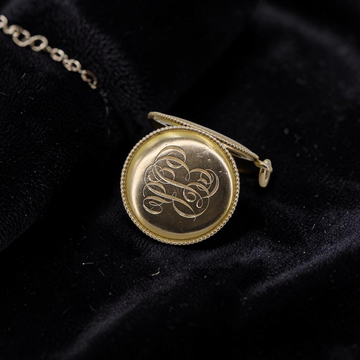 Antique Victorian 14k Gold Locket | Coin Edge | Engraved Monogram EJR | Petra Star - Petra Star