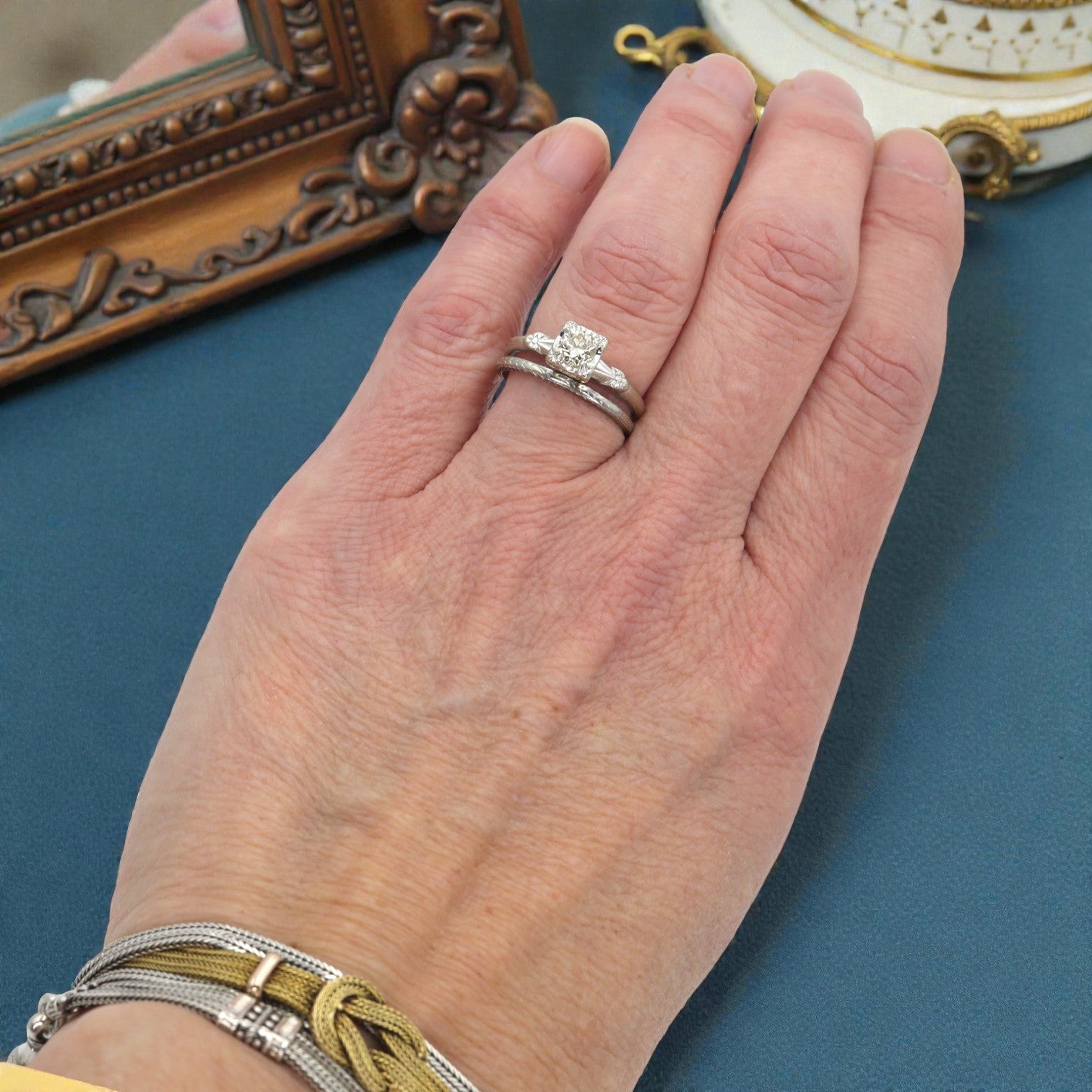 Art Deco 18k White Gold Band - Petra Star