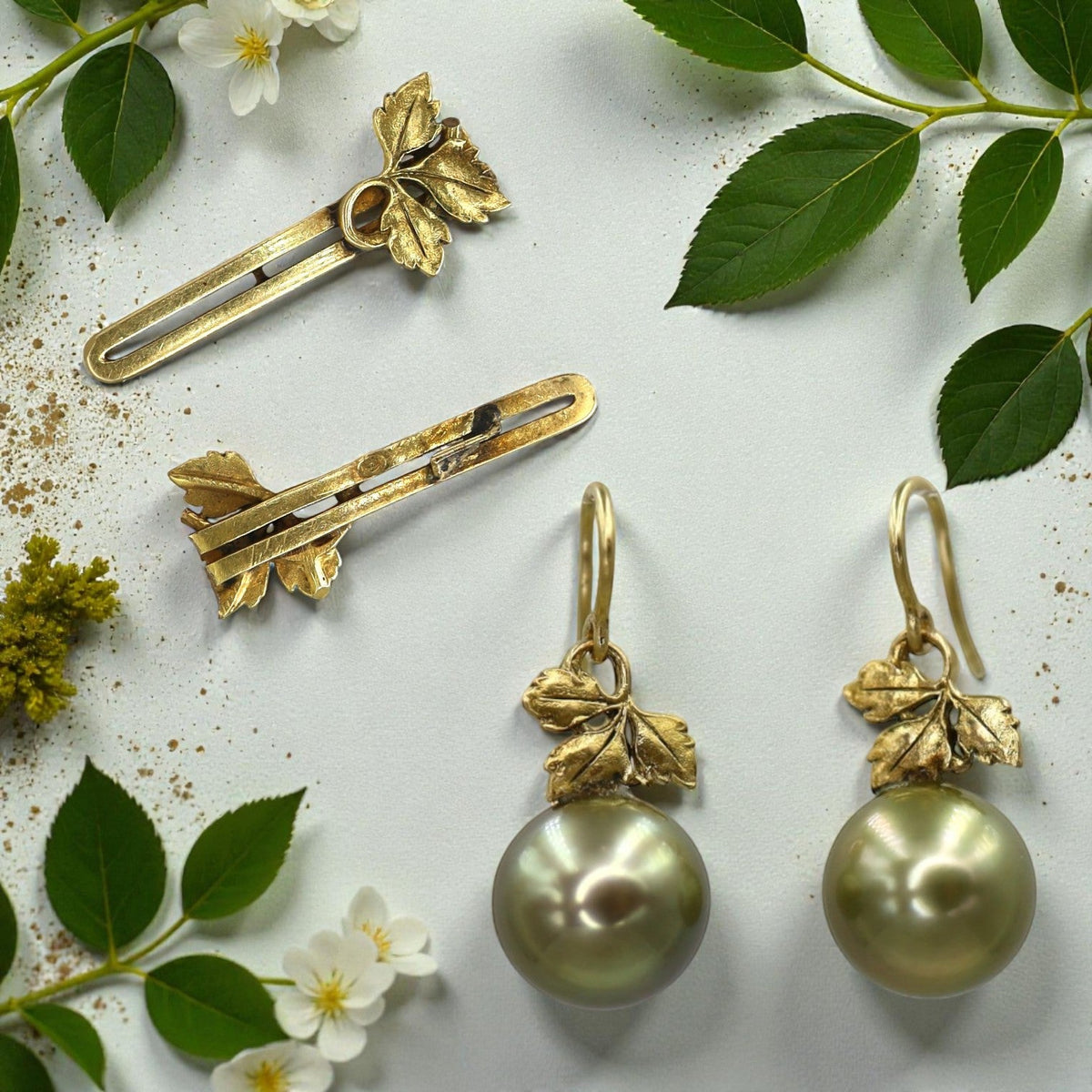 Art Nouveau Tahitian Pearl Earrings in 18k Yellow Gold - Petra Star