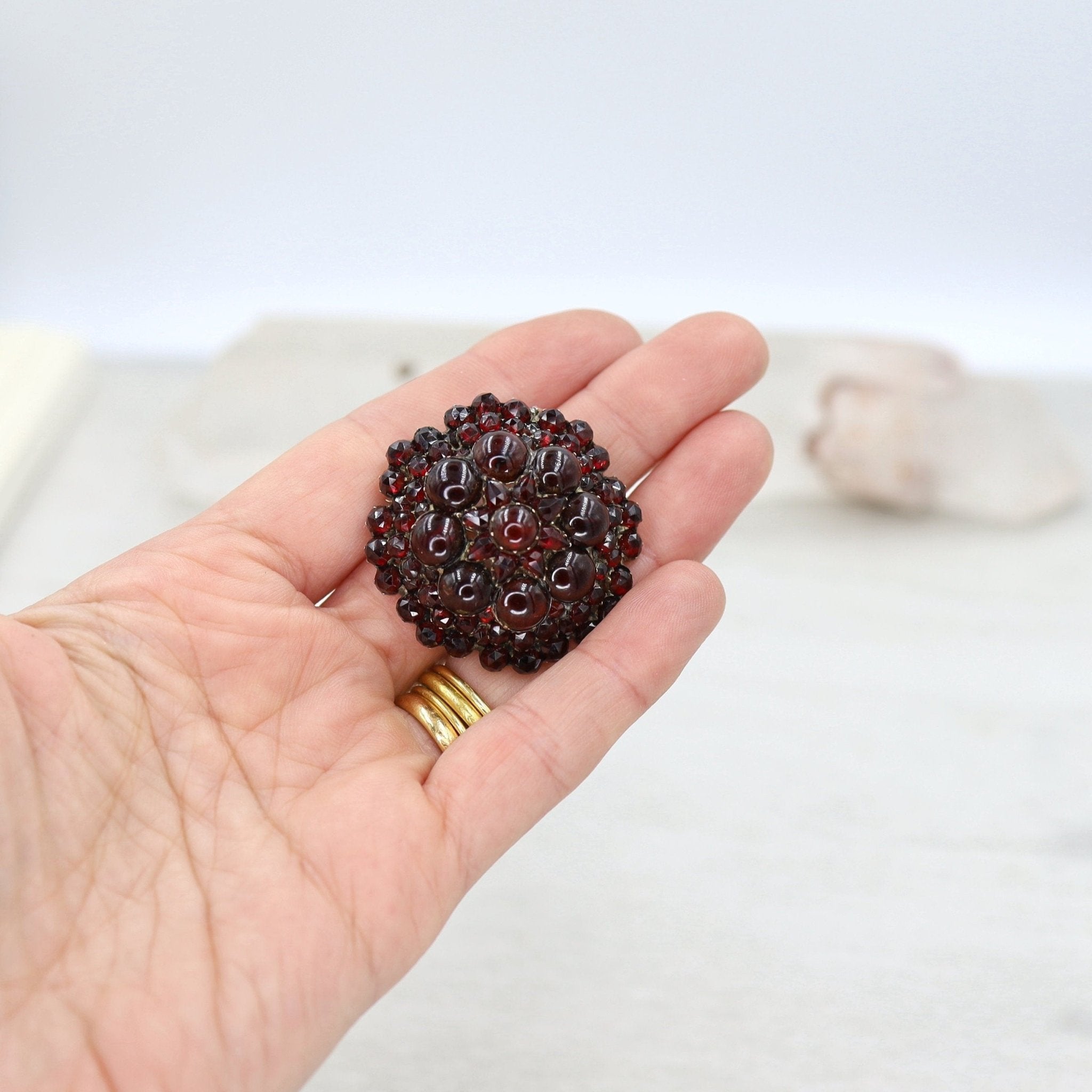 Authentic Early-Victorian Bohemian Garnet Pendant Brooch - Petra Star