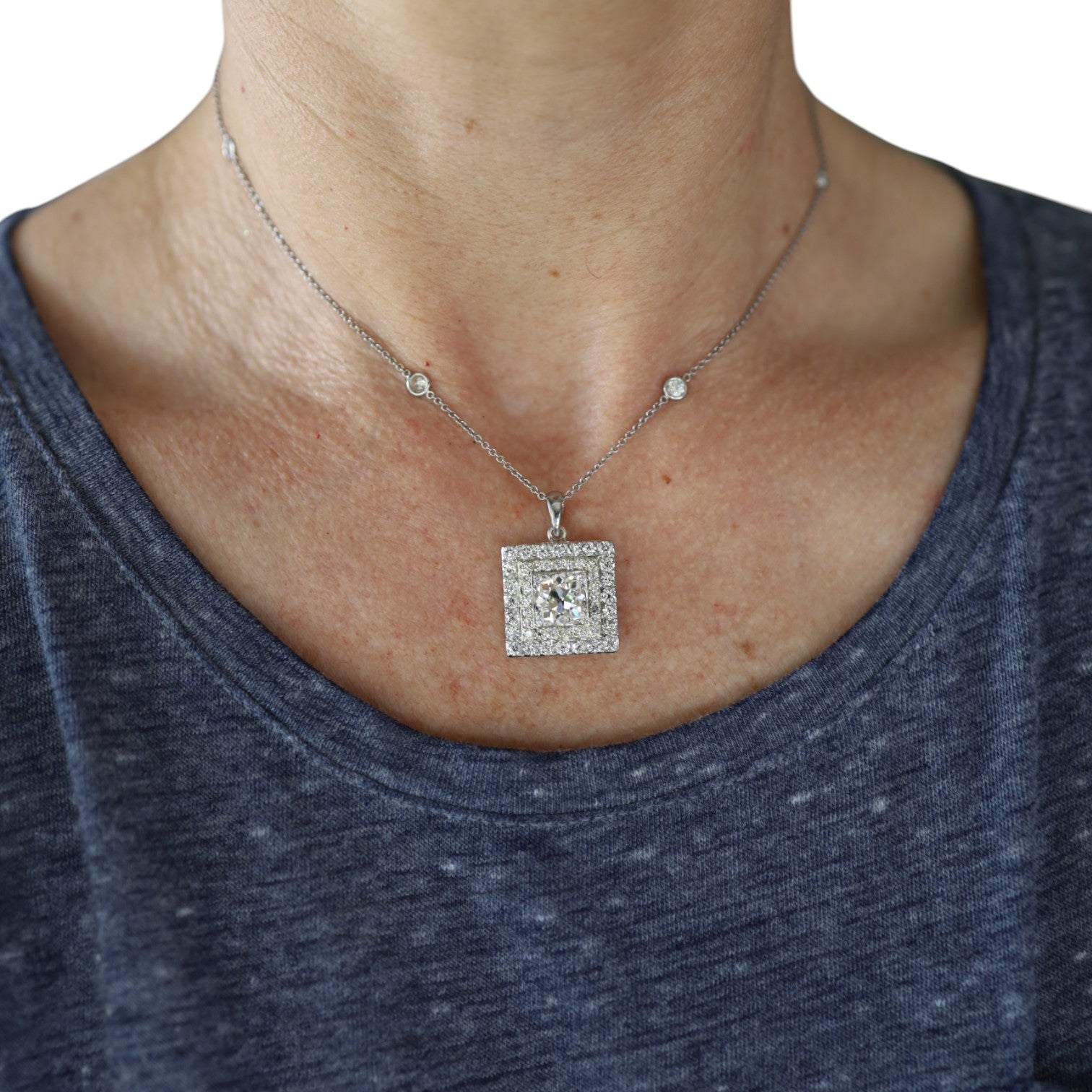 Brooch-to-Pendant MakeOver - Petra Star