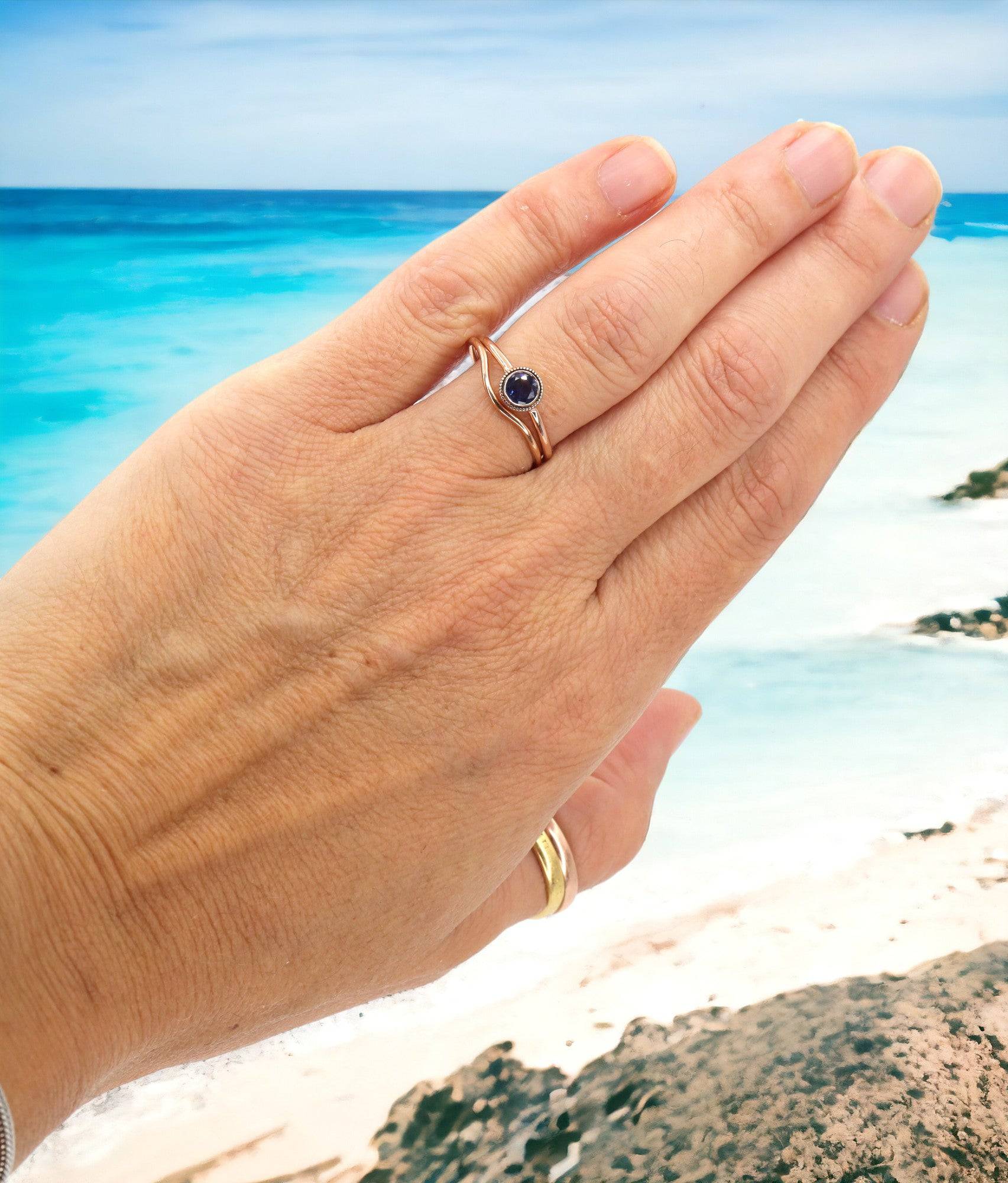 Coin-Edged Minimalist Sapphire Ring - Petra Star
