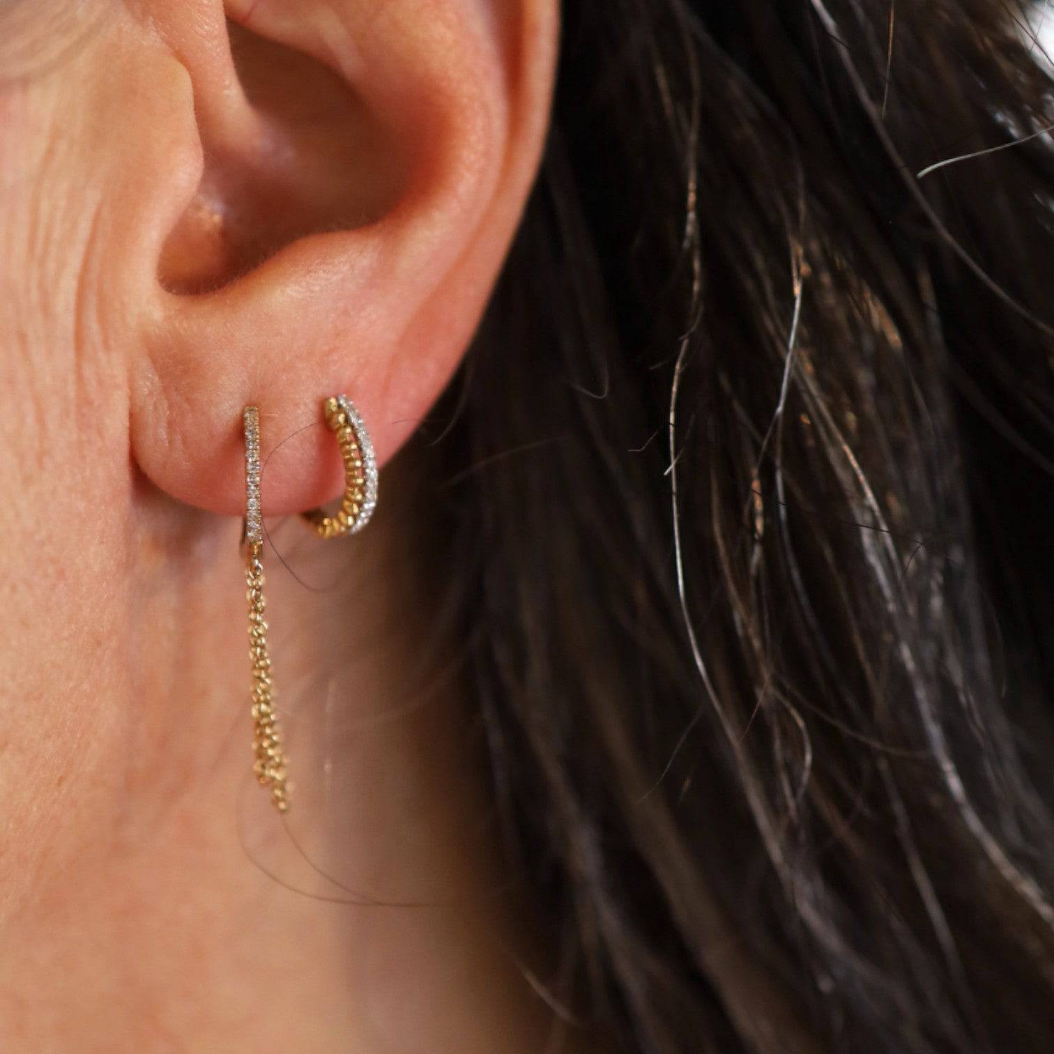 Diamond & Chain Huggie Earring - Petra Star