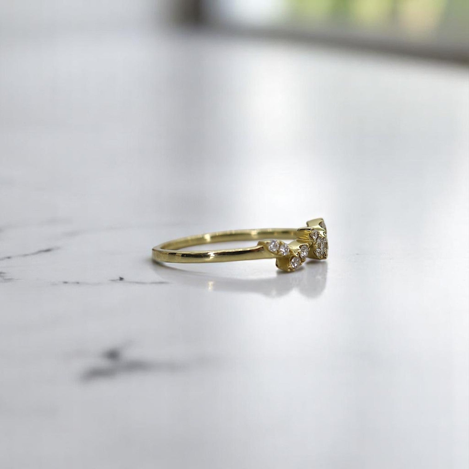 Diamond Leaf Ring in 14k Gold - Petra Star
