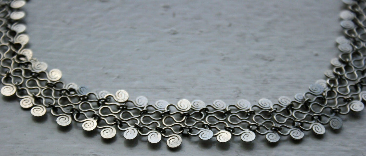 Egyptian-Style Wide Mesh Necklace Collar - Petra Star
