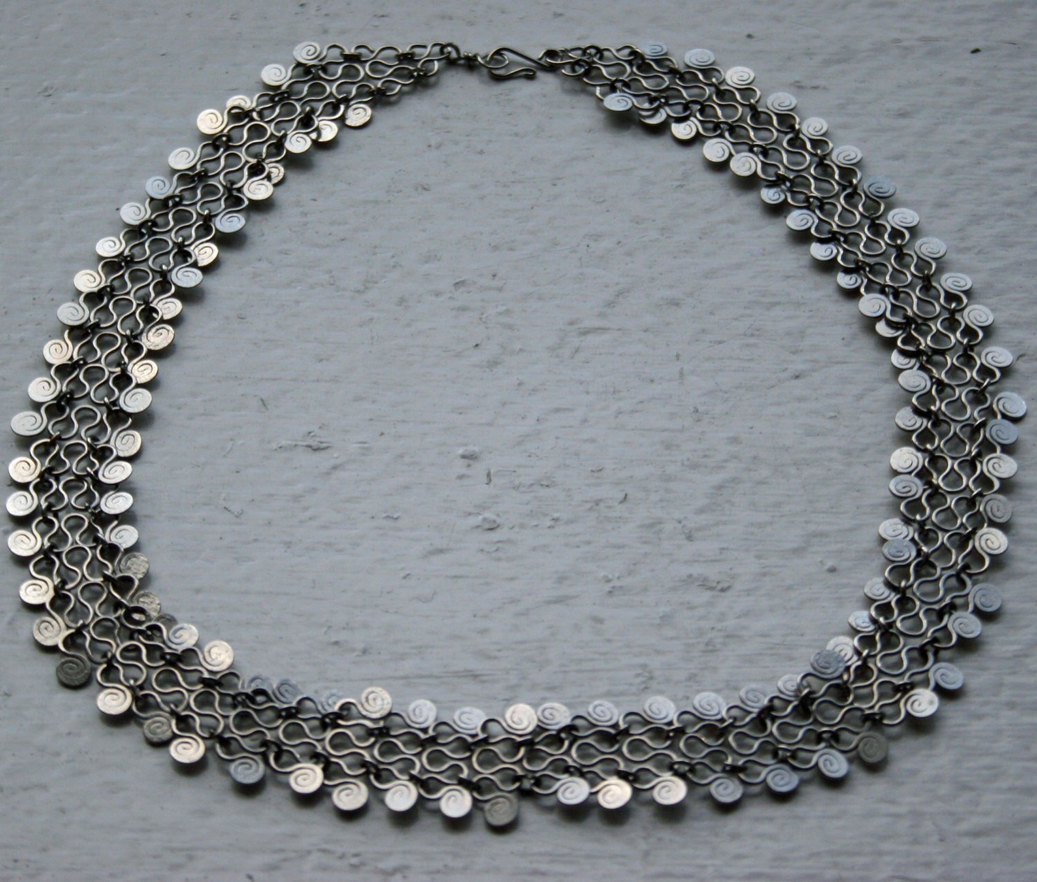 Egyptian-Style Wide Mesh Necklace Collar - Petra Star