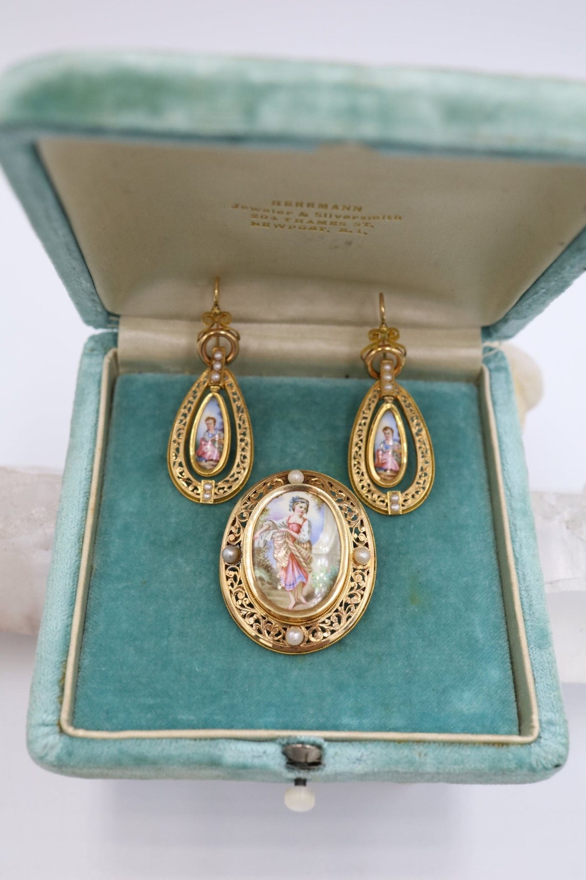 Fine French Victorian Painted Porcelain Earrings and Pendant / Brooch Parure - Petra Star