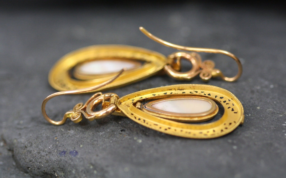 Fine French Victorian Painted Porcelain Earrings and Pendant / Brooch Parure - Petra Star
