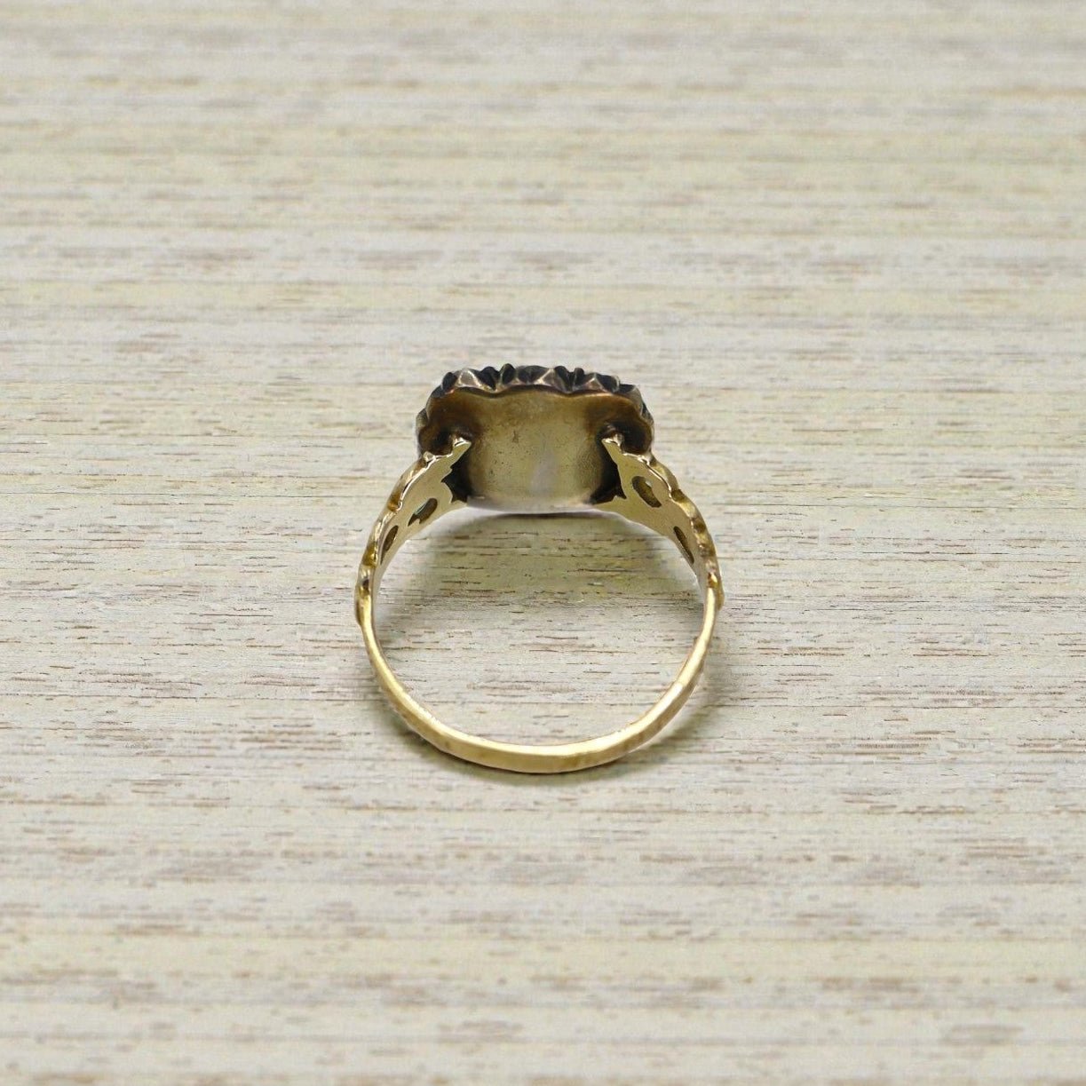 Georgian Emerald and Rose Cut Diamond Halo Ring, c.1820 | 14k Gold & Silver Closed Back - Petra Star