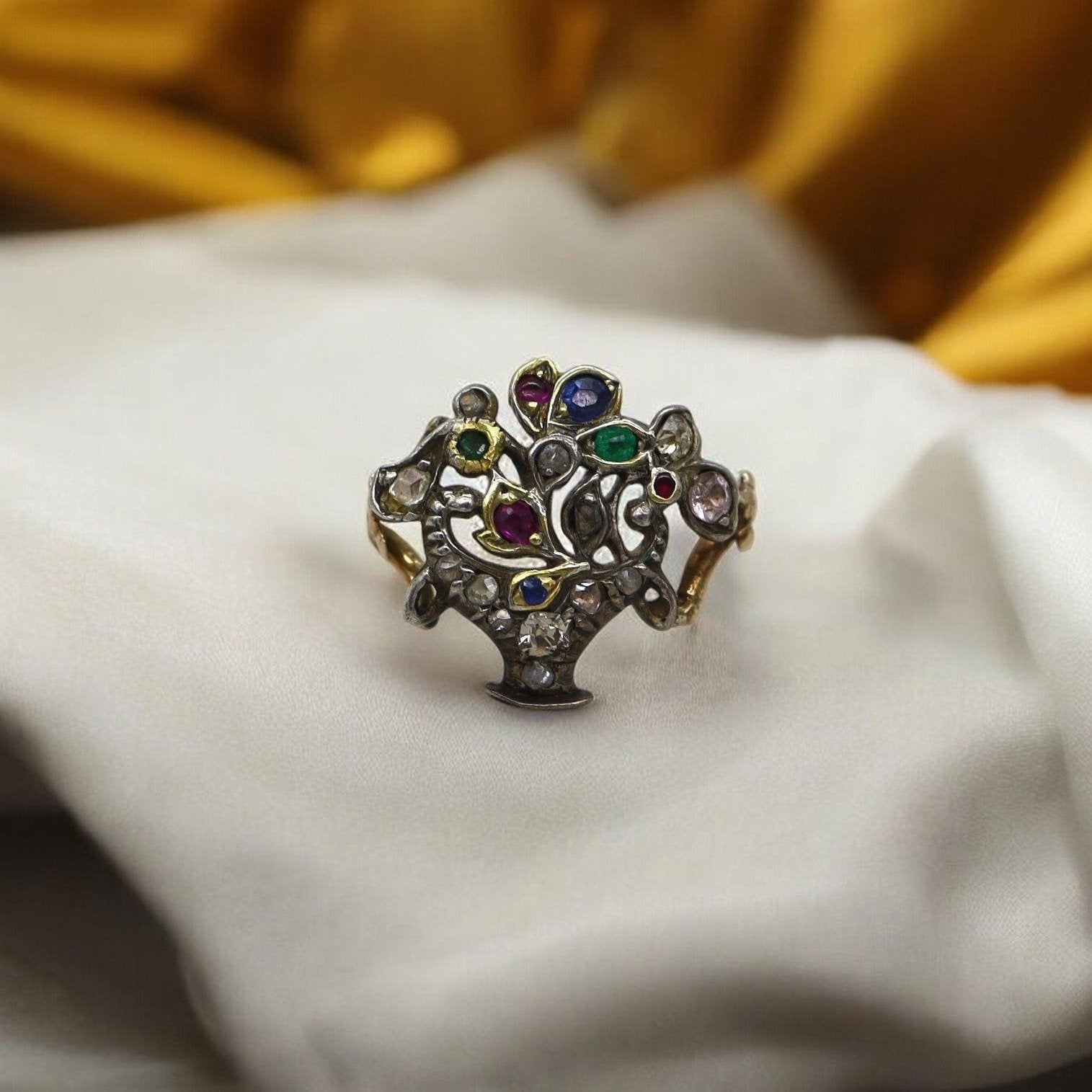 Georgian Gold & Silver Giardinetti Ring with Floral and Leaf Motifs - Petra Star
