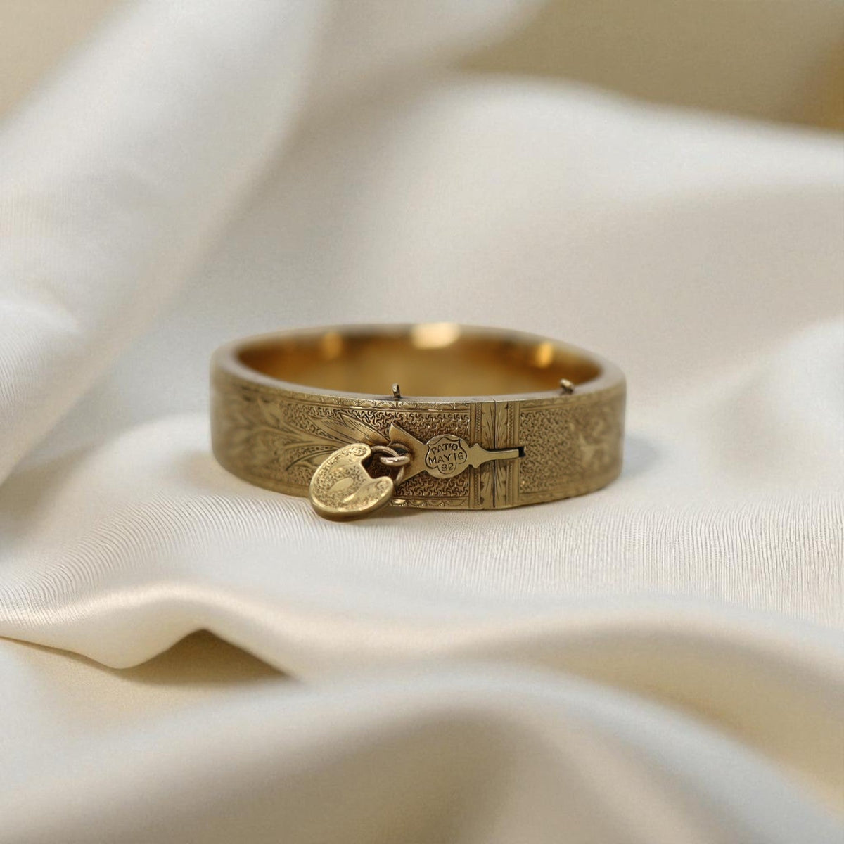 Gold Filled Victorian Bangle Bracelet - Petra Star