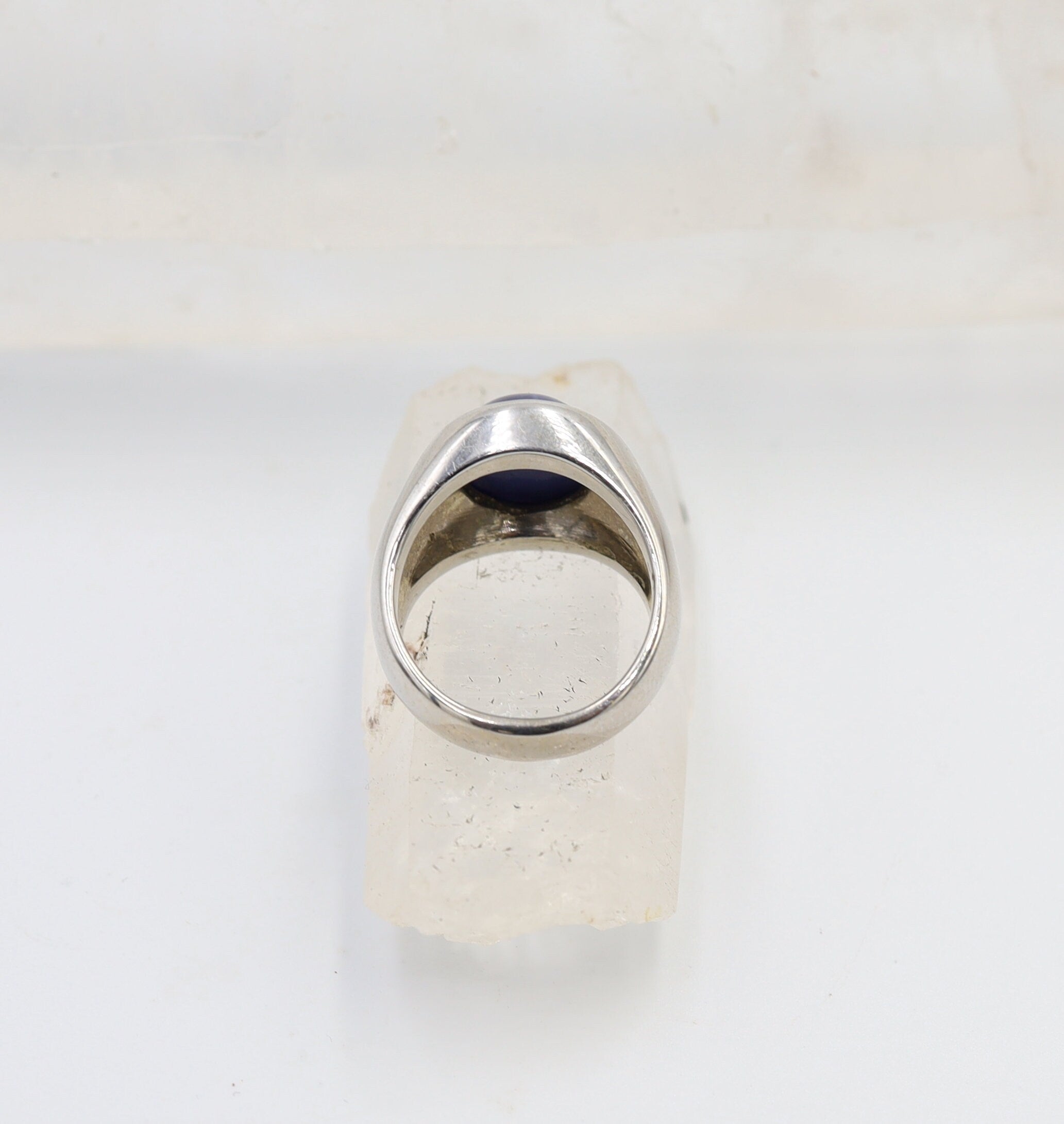 Signet Ring 14k White Gold with Synthetic Star Sapphire - JL202 - Petra Star