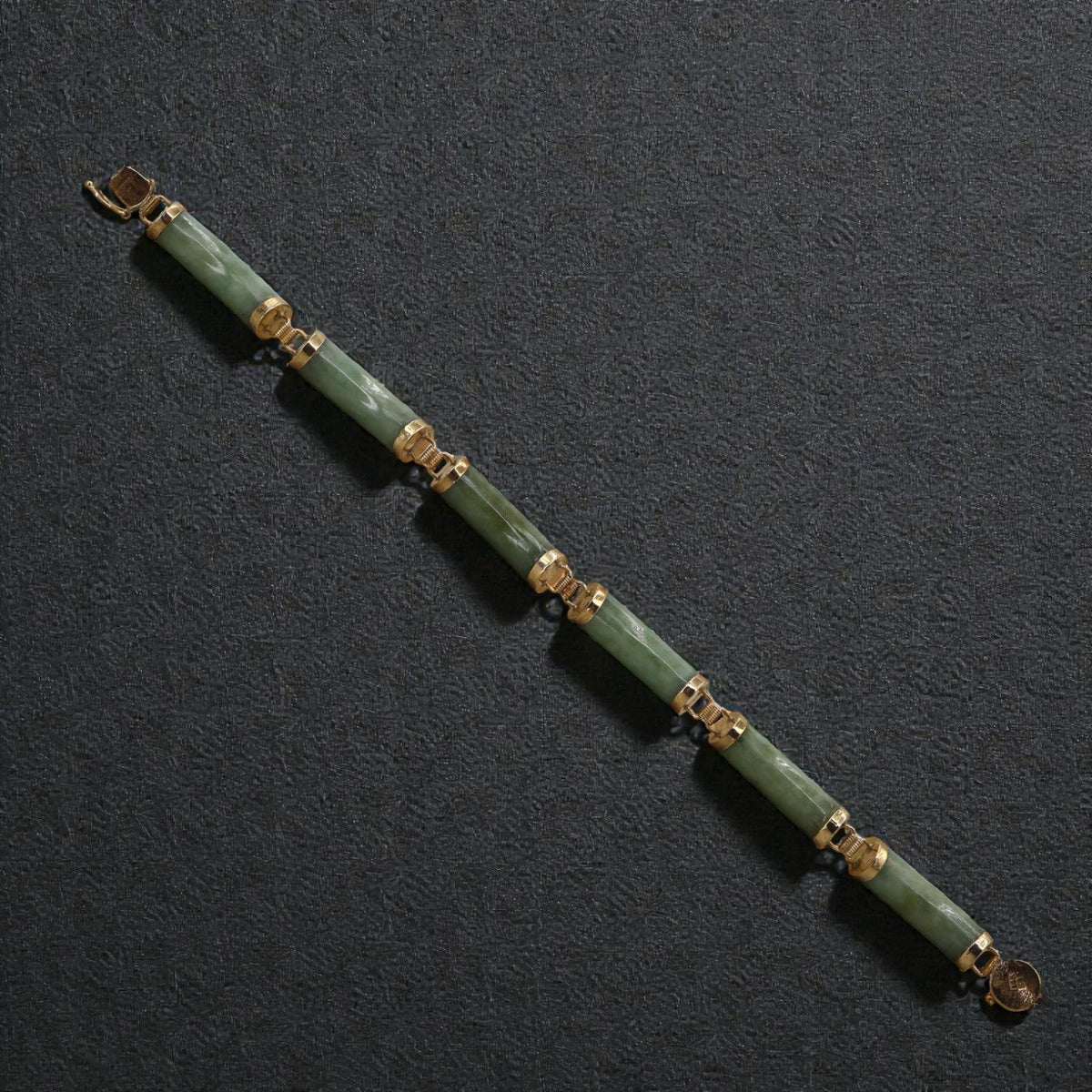 Mid-Century 14k Gold & Jade Bracelet - Petra Star