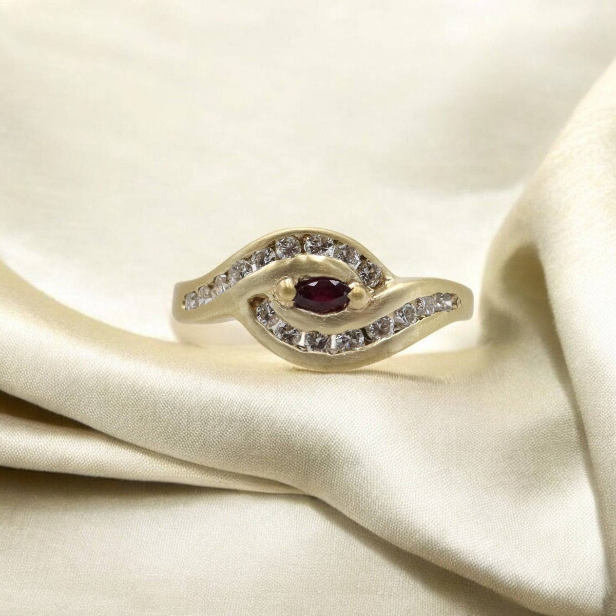 Nostalgic Wave Ruby Diamond Ring - Petra Star