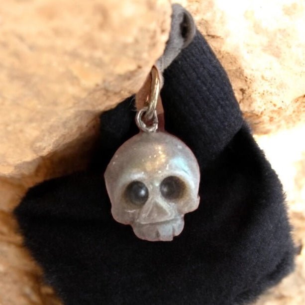Pearl Skull Pendant - Petra Star