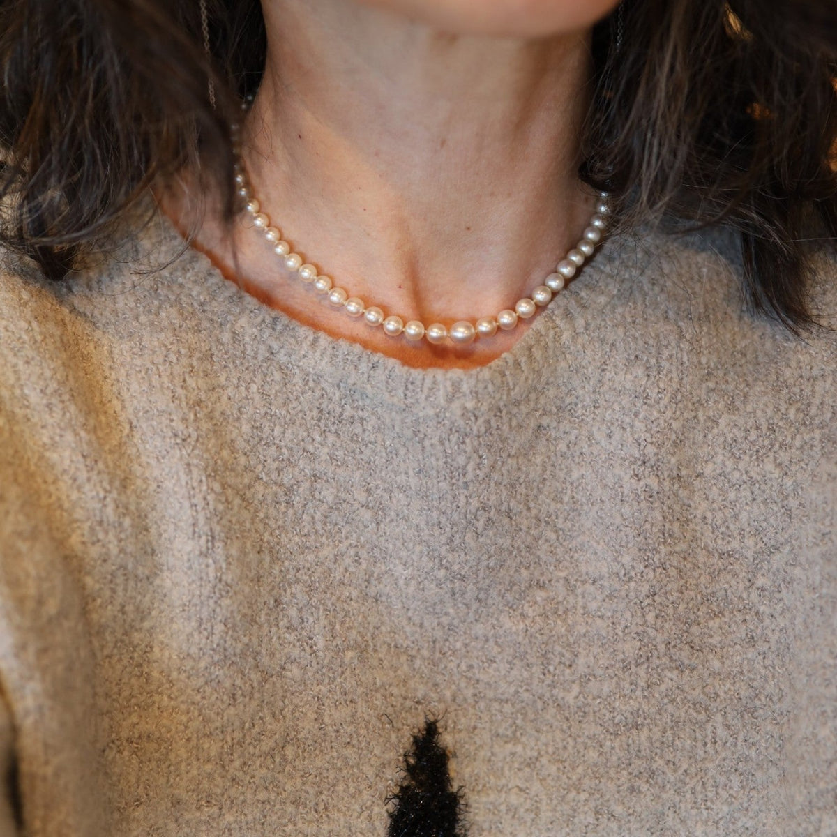 Platinum and Diamond Graduated Pearl Necklace - Petra Star