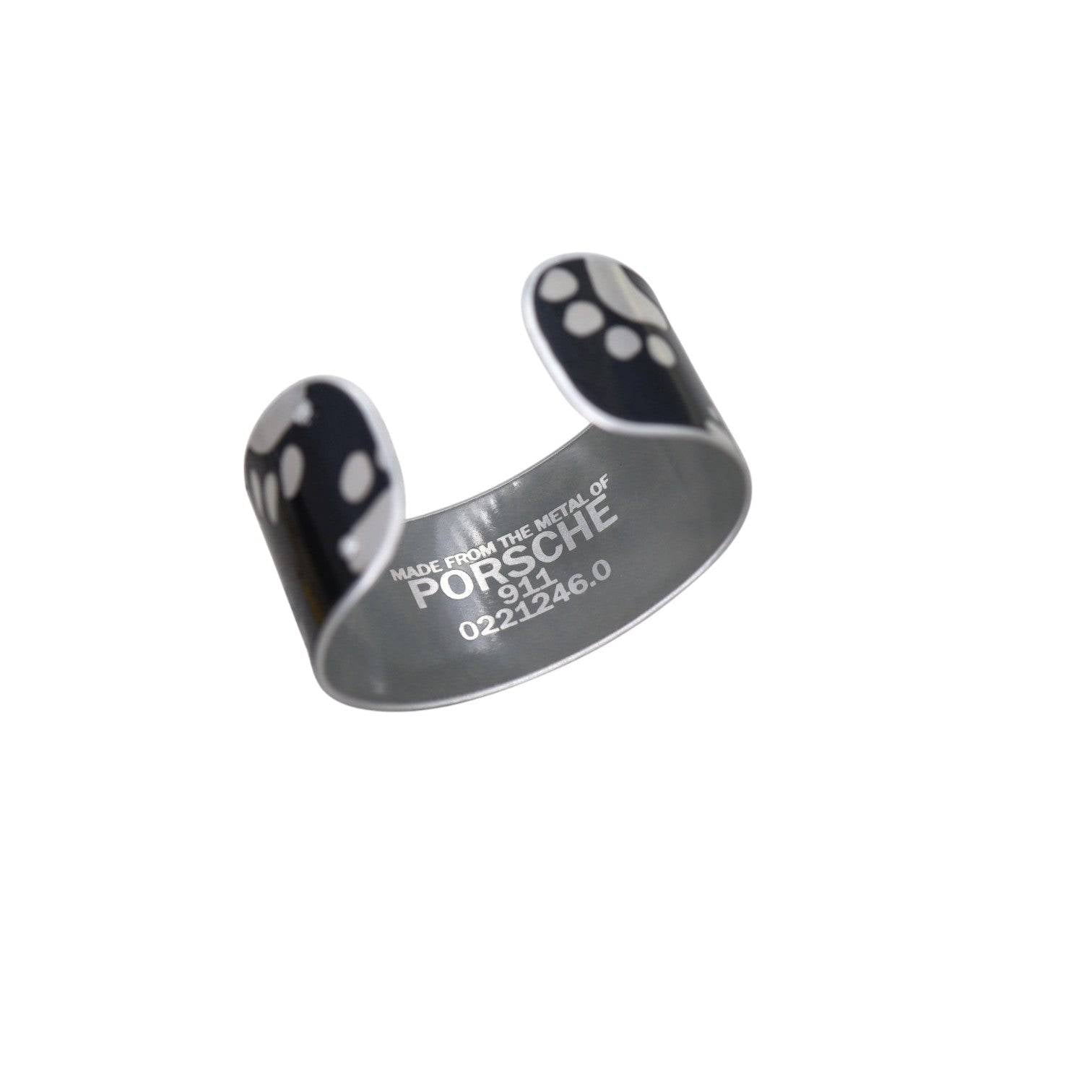 Porsche 911 Paws Cuff - Petra Star