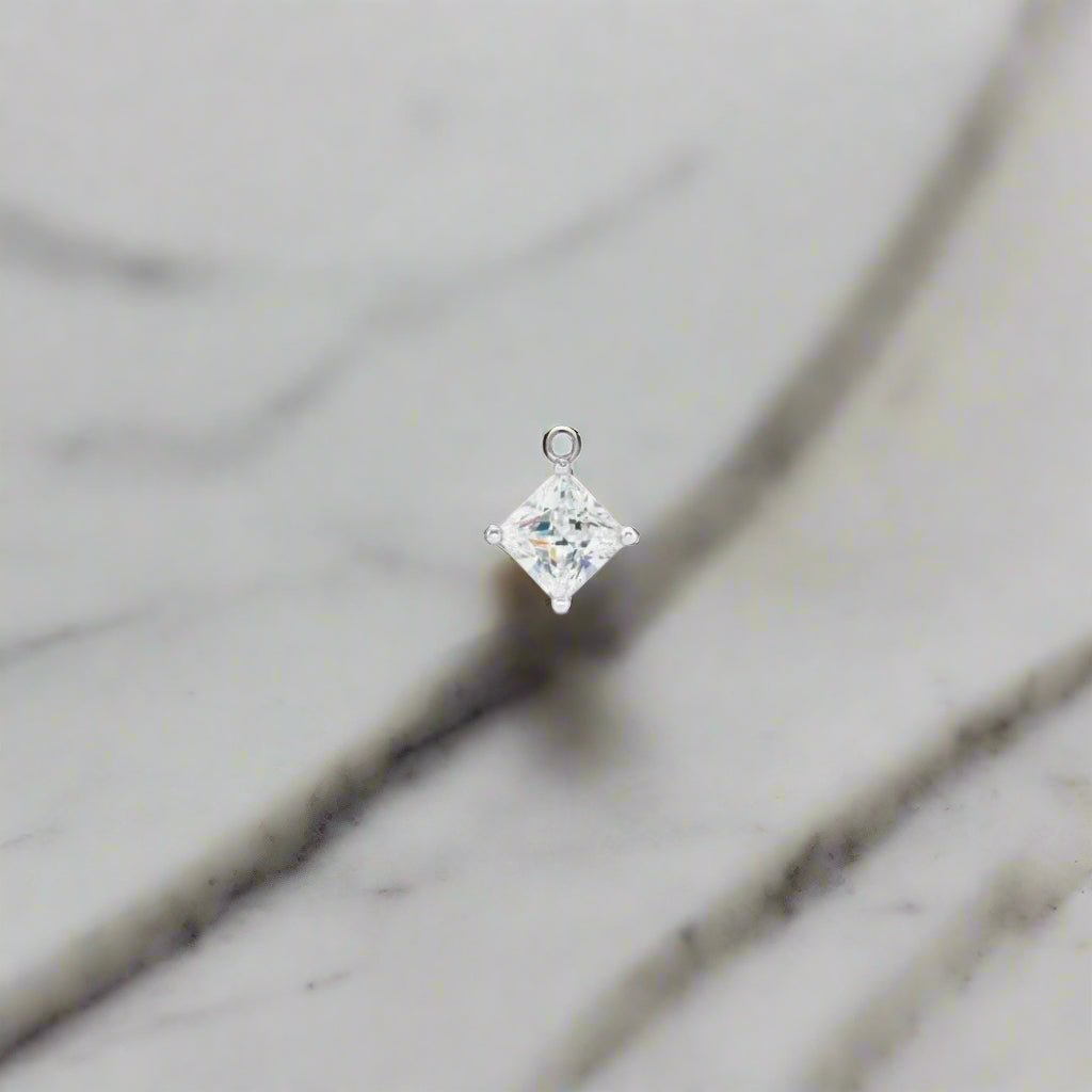 Princess-Cut Diamond Charm - Petra Star