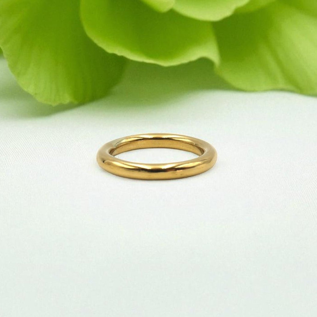 Purity Band—22k Solid Gold Wire Band—Hand–Forged, 2.6-MM Wide - Petra Star