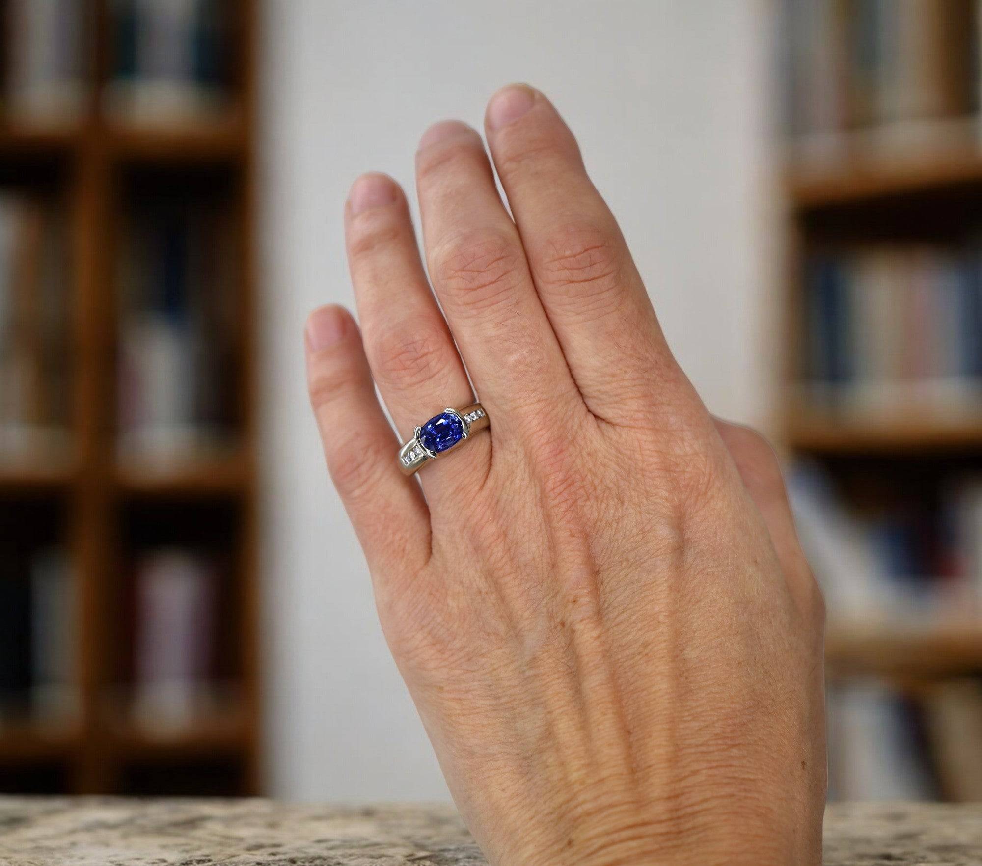 Screaming Sapphire Ring - Petra Star