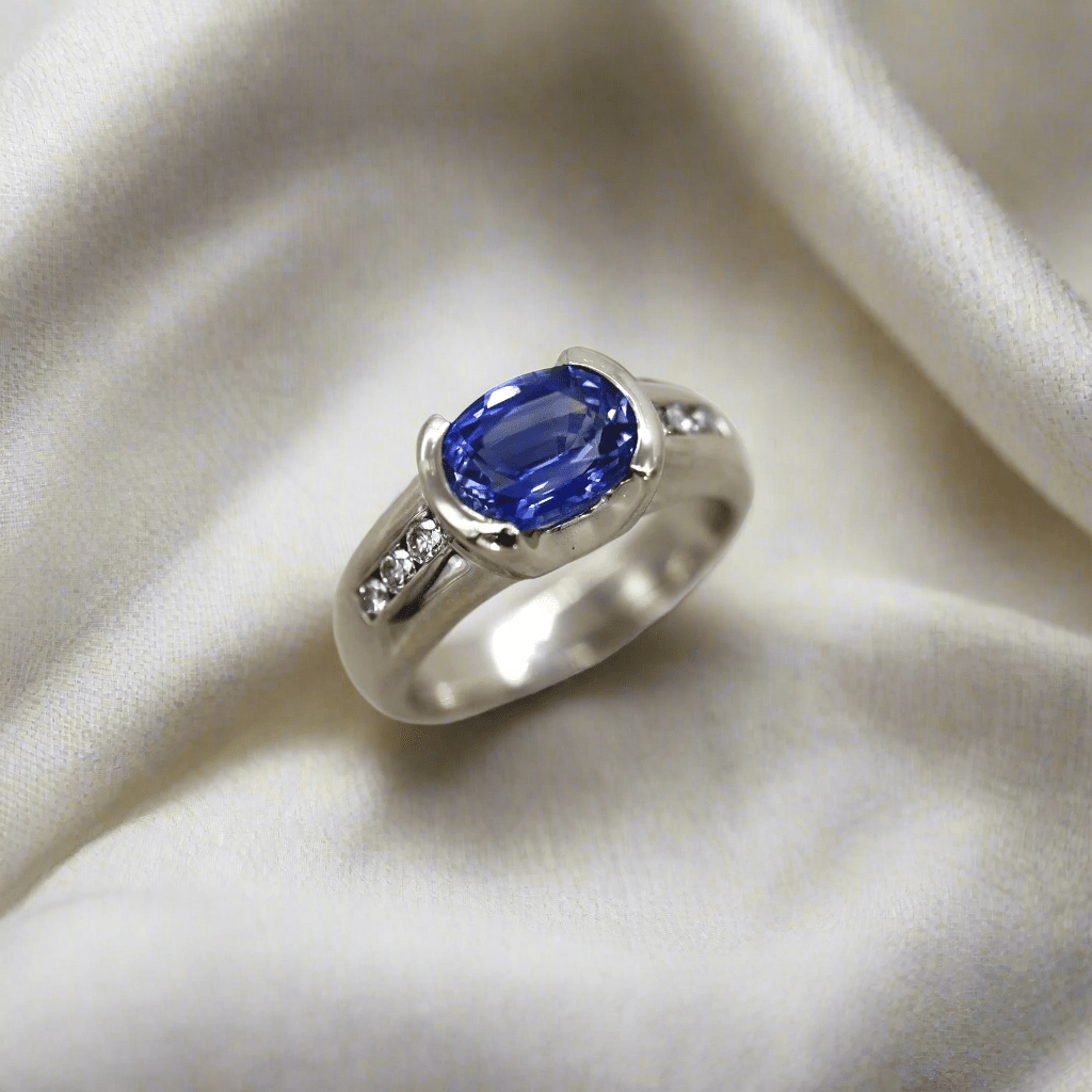Screaming Sapphire Ring - Petra Star