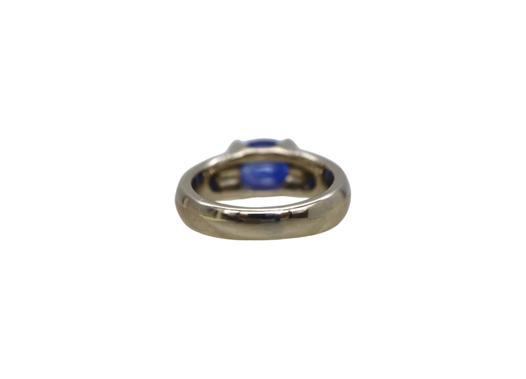 Screaming Sapphire Ring - Petra Star
