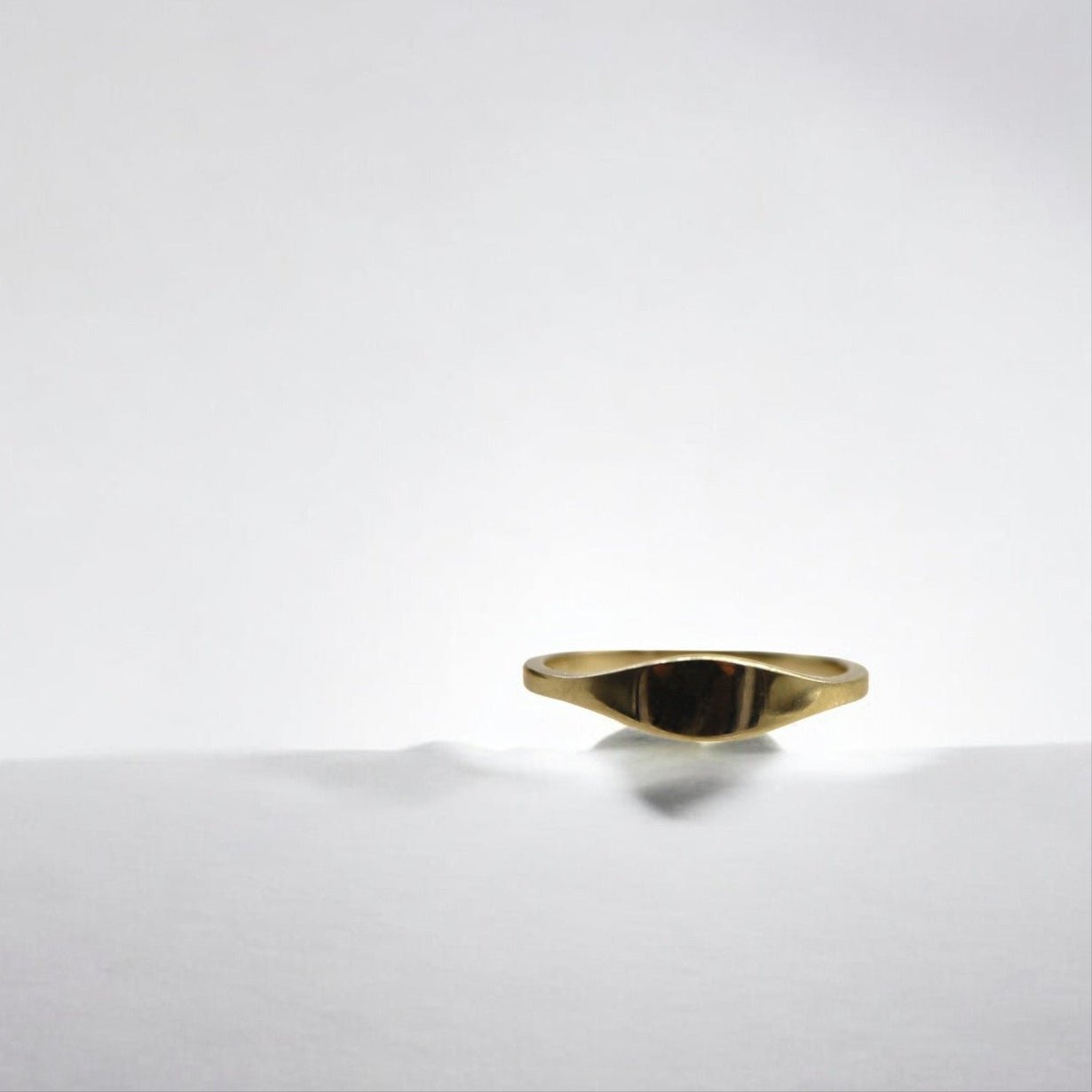 Signet Pinky Ring - Petra Star