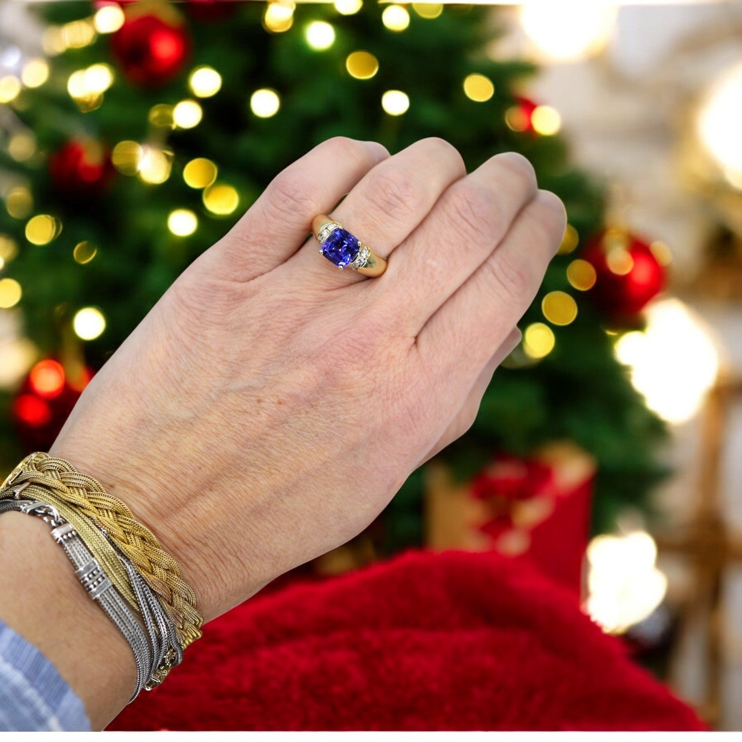 Tanzanite & Diamond Ring - Petra Star