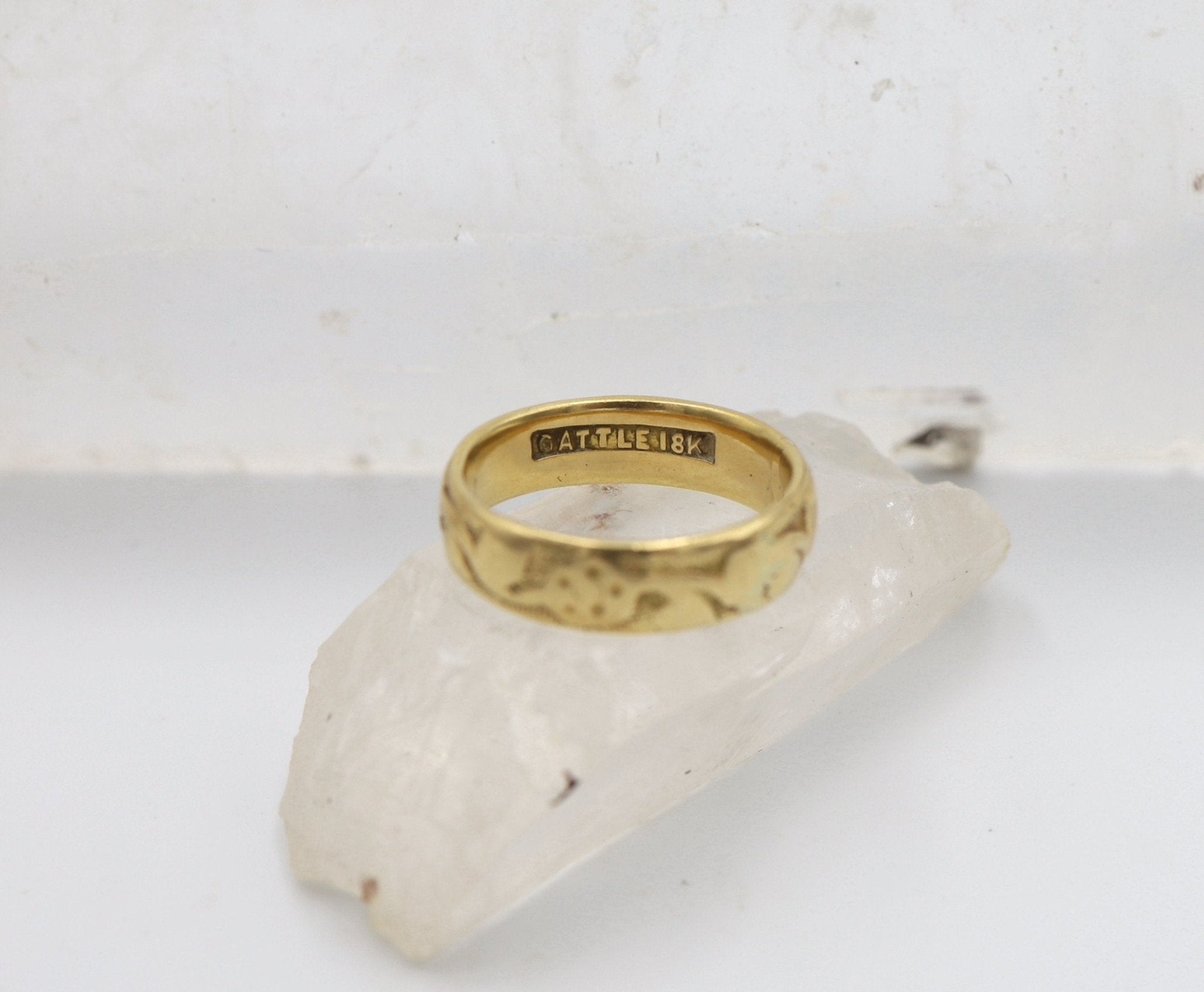Victorian 18k Gold Band 5 MM Wide Finger Size 5 - Petra Star