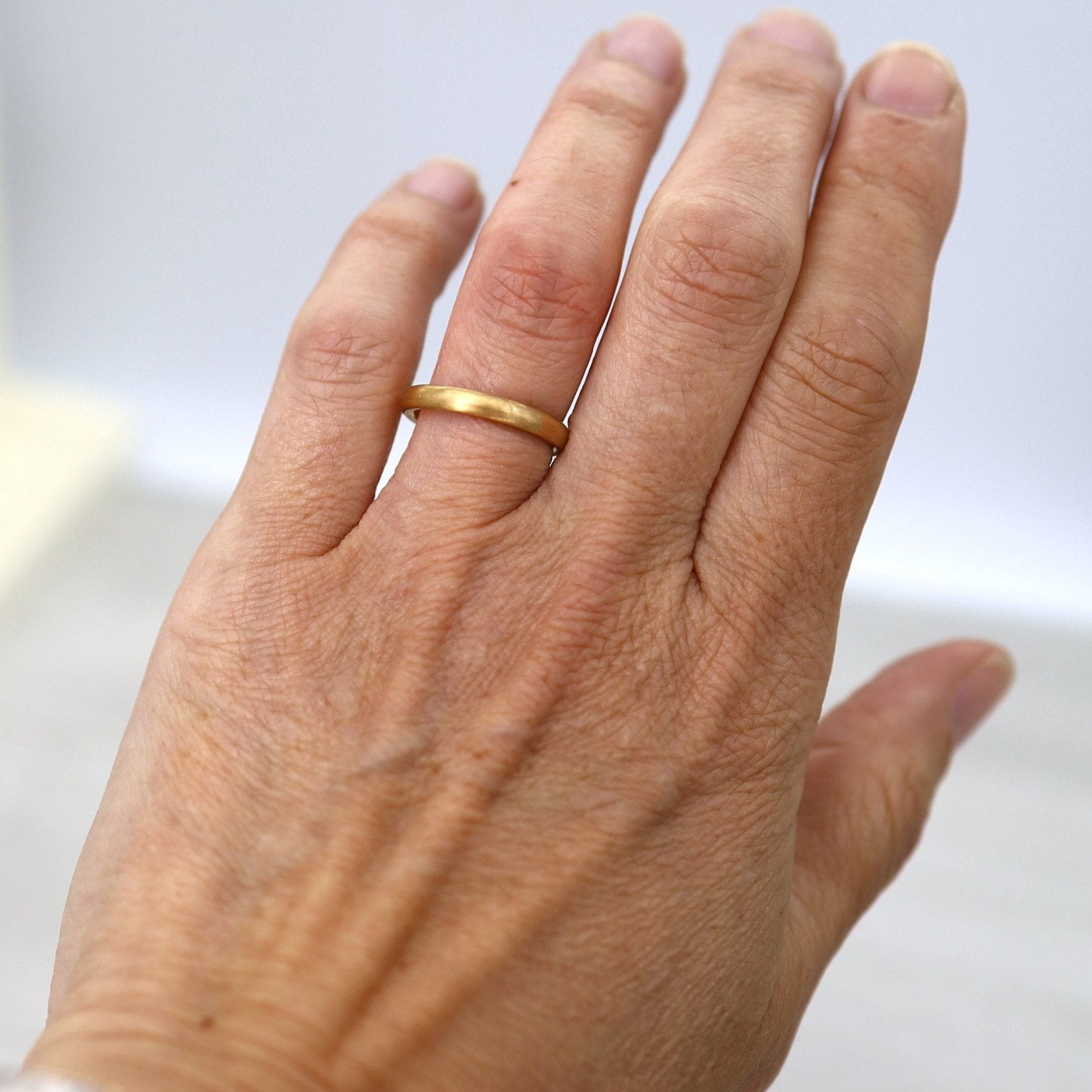 Victorian Band 22k Yellow Gold Hallmarked 1856 2.8 mm Wide Size 5.5 - Petra Star