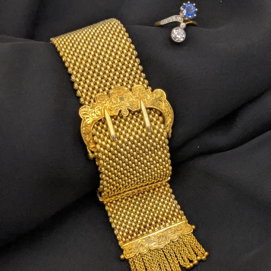 Victorian Mesh Buckle Bracelet circa 1890 in 18k Yellow Gold - Petra Star