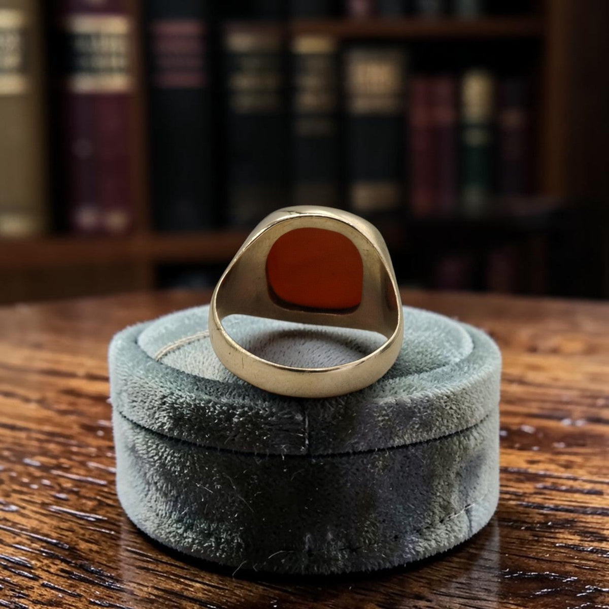 Vintage 10K Yellow Gold Carnelian Signet Ring — Handmade, Circa 1950s–60s, Size 10.5 - Petra StarRing