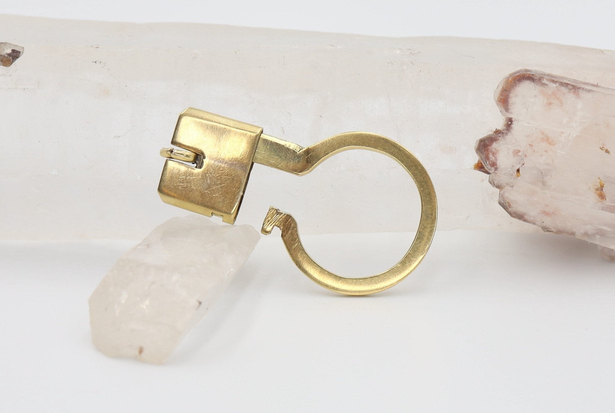 Vintage 18k Yellow Gold Key Ring / Charm Holder - Petra Star