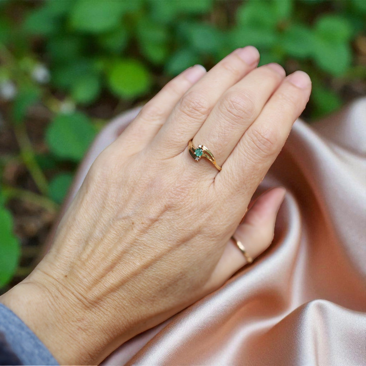 Vintage 1990s Emerald & Diamond Ring – 10k Yellow Gold, Prong Set - Petra StarRing
