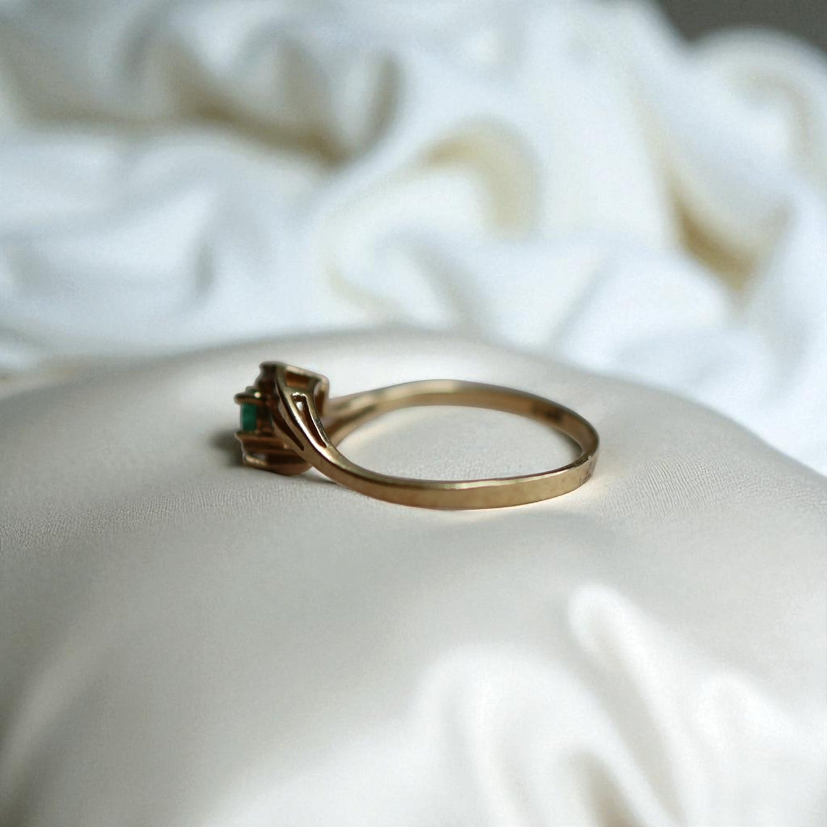 Vintage 1990s Emerald & Diamond Ring – 10k Yellow Gold, Prong Set - Petra StarRing
