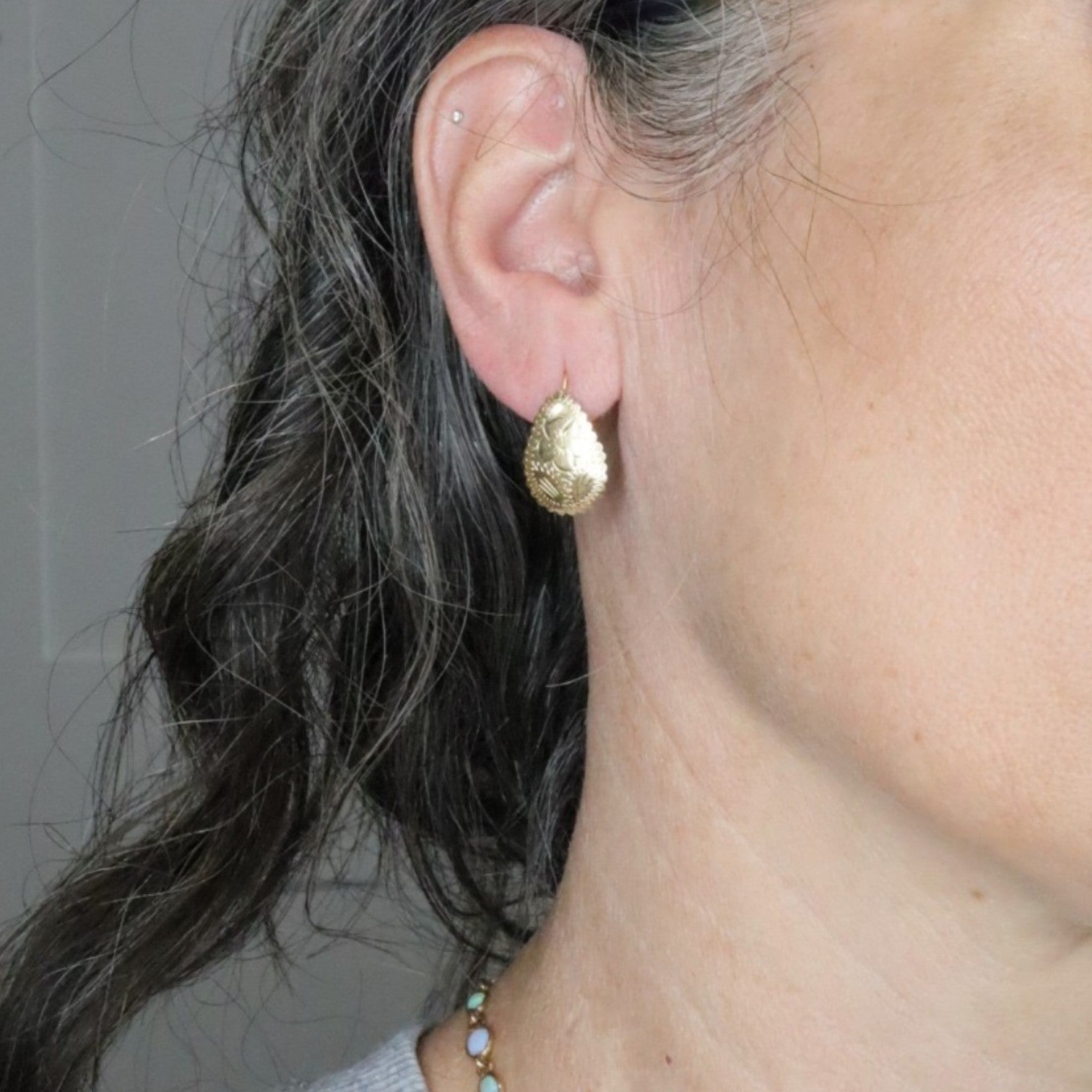 1940s 14K Gold Hand-Engraved Teardrop Earrings | Vintage Scalloped Floral Design